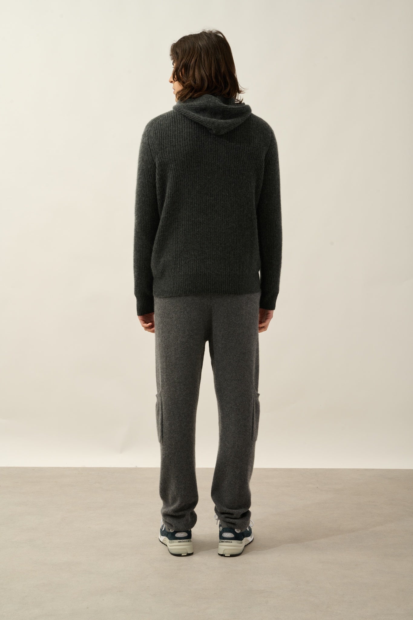 MIDA pull capuche 4 fils carbone chiné 100% cachemire