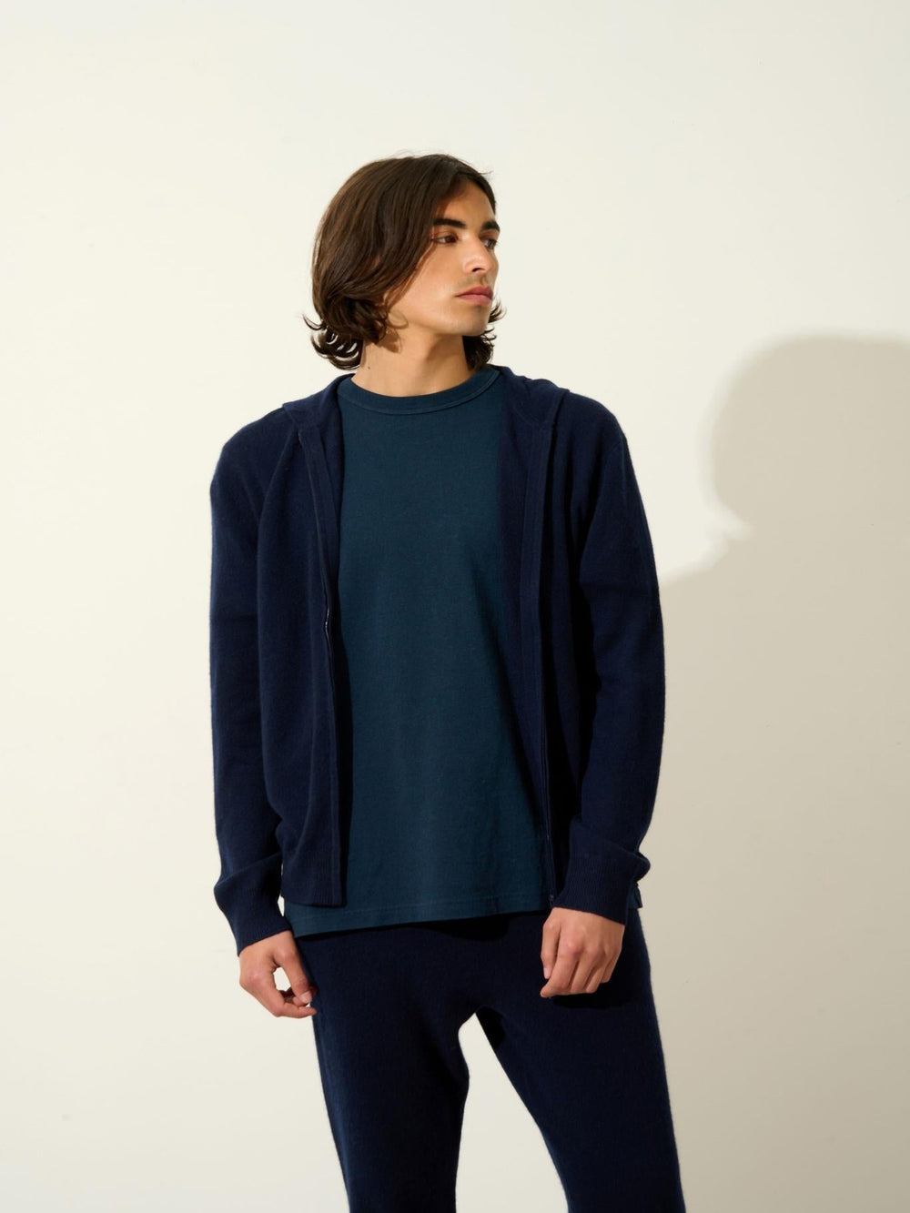 NEURRE navy 100% cashmere hooded zip cardigan