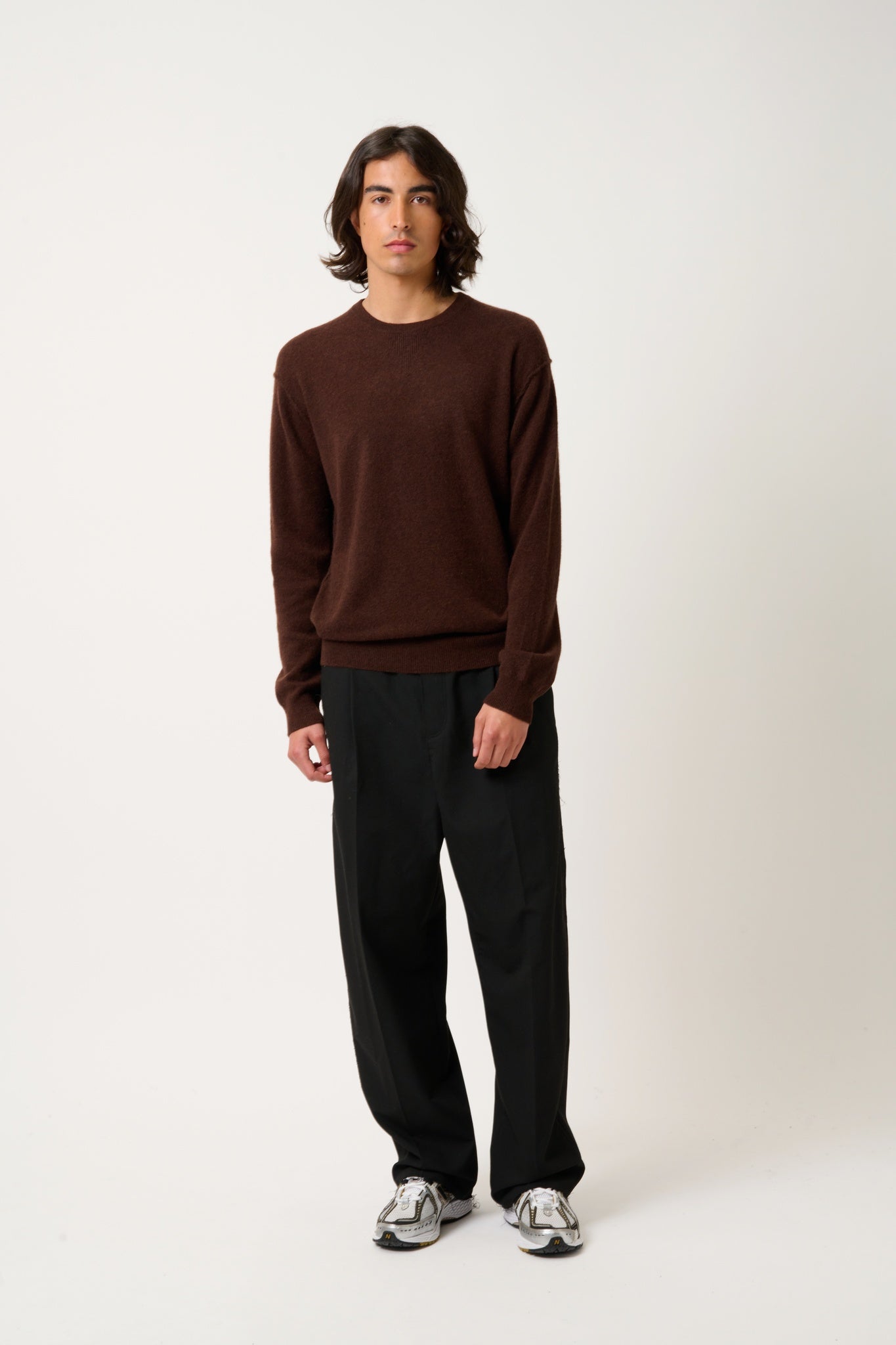 NOLAN coffee round-neck sweater 100% cashmere