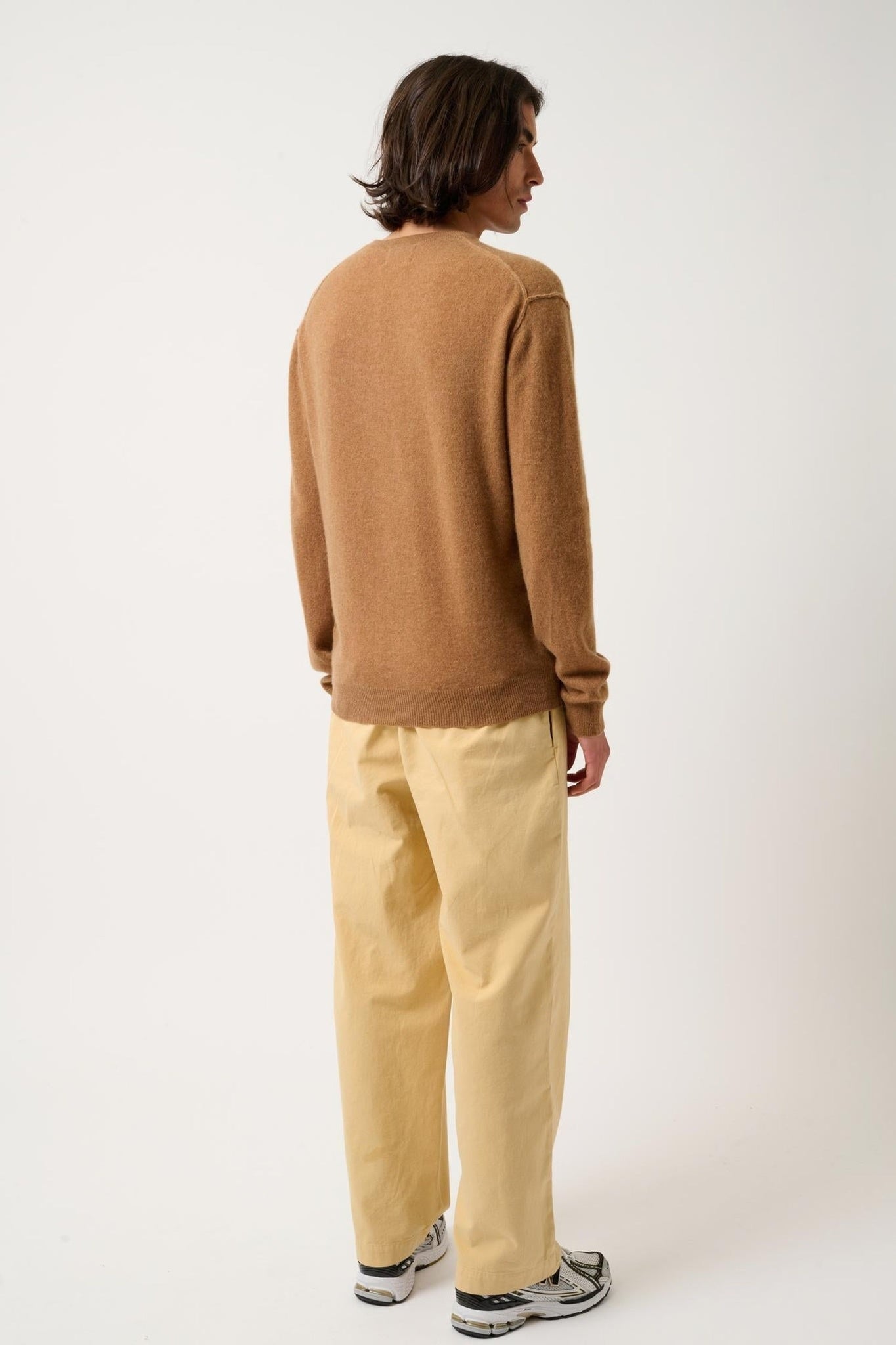 NOLAN round-neck sweater hazelnut 100% cashmere