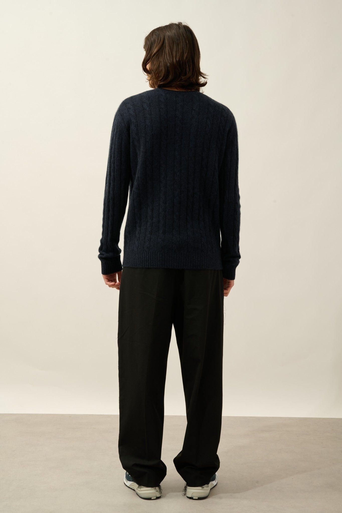 orivian pull col rond 4 fils caviar 100% cachemire