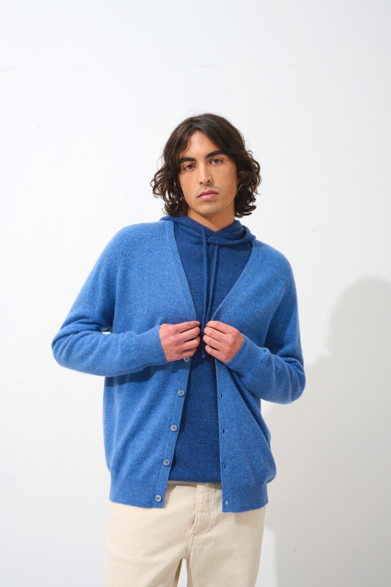 pipa cardigan col v bleu denim 100% cachemire