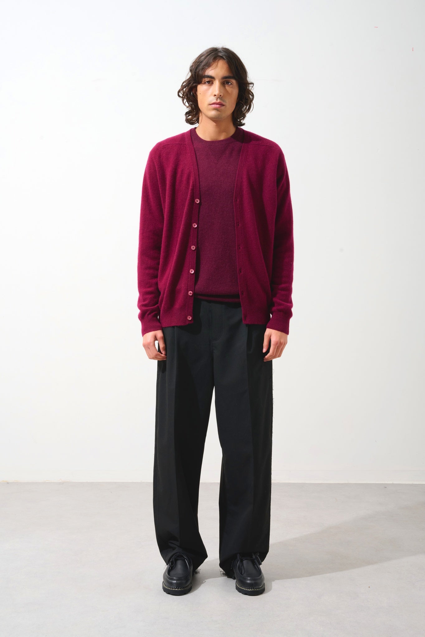 PIPA burgundy v-neck cardigan 100% cashmere