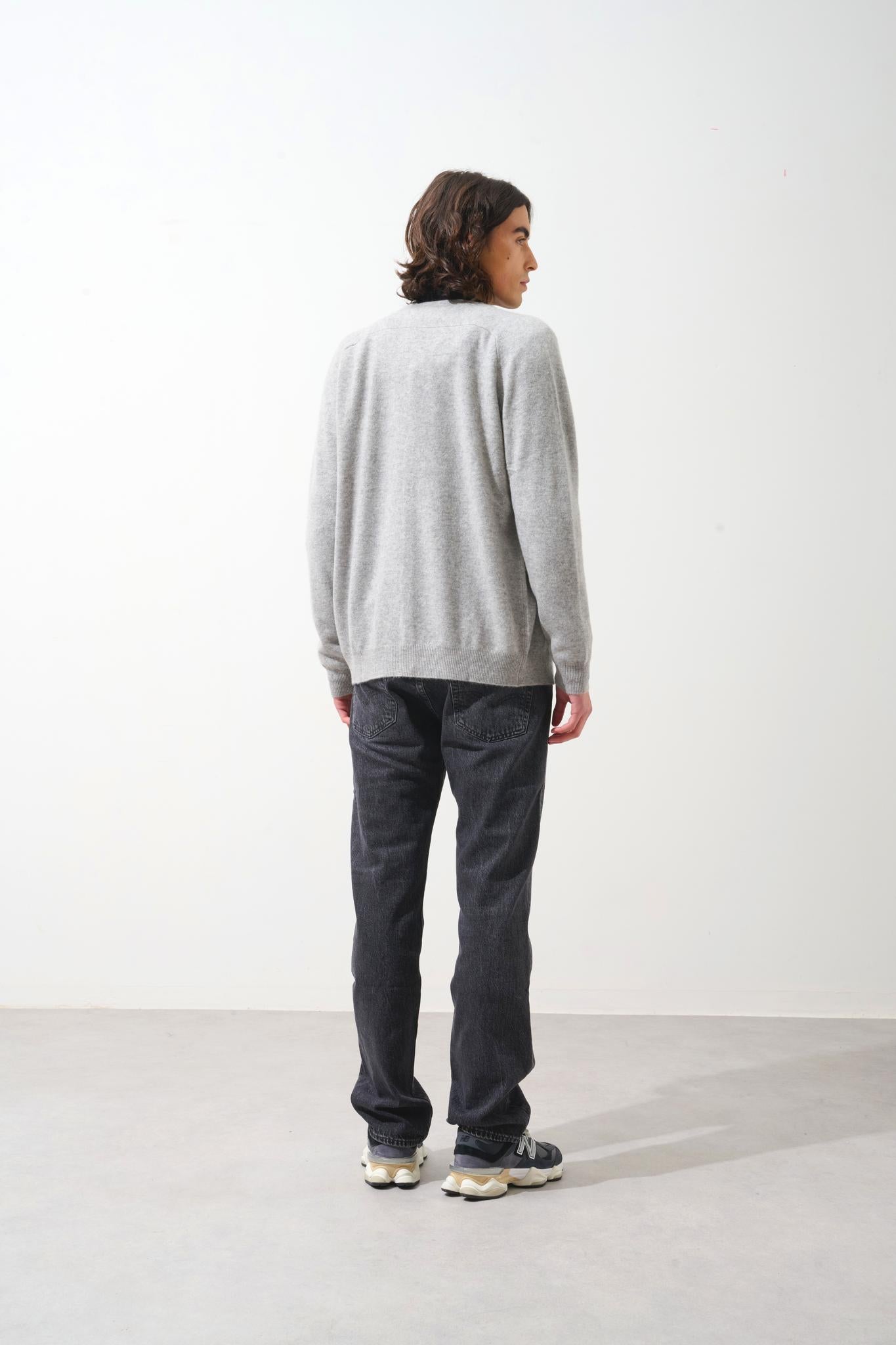 PIPA Strickjacke mit V-Ausschnitt wolkig meliert 100% Kaschmir