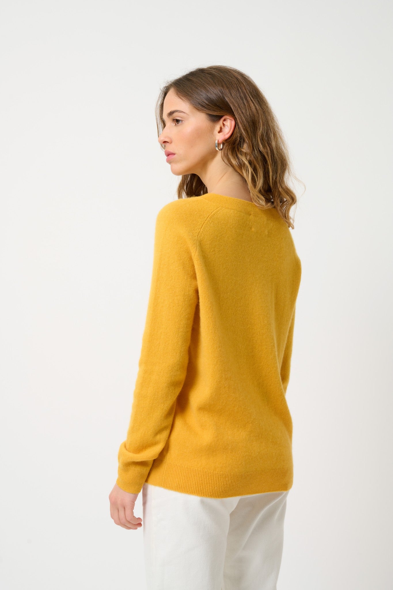 savannah pull col v curcuma 100% cachemire