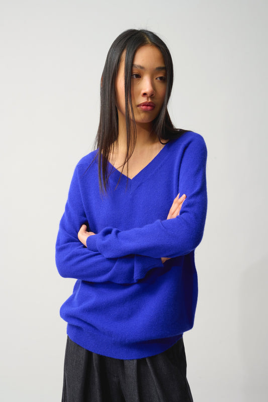 SAVANNAH pull col v indigo 100% cachemire