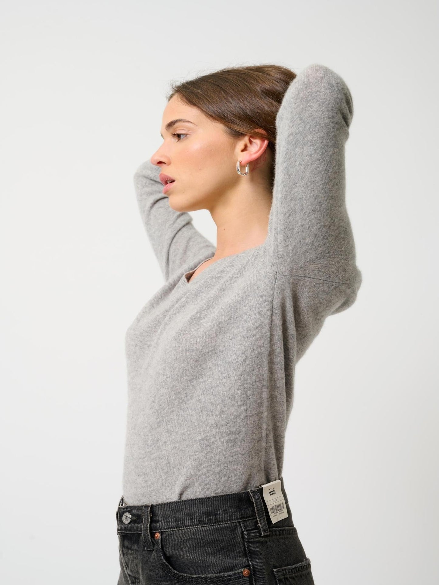 SAVANNAH cloudy v-neck sweater 100% cashmere