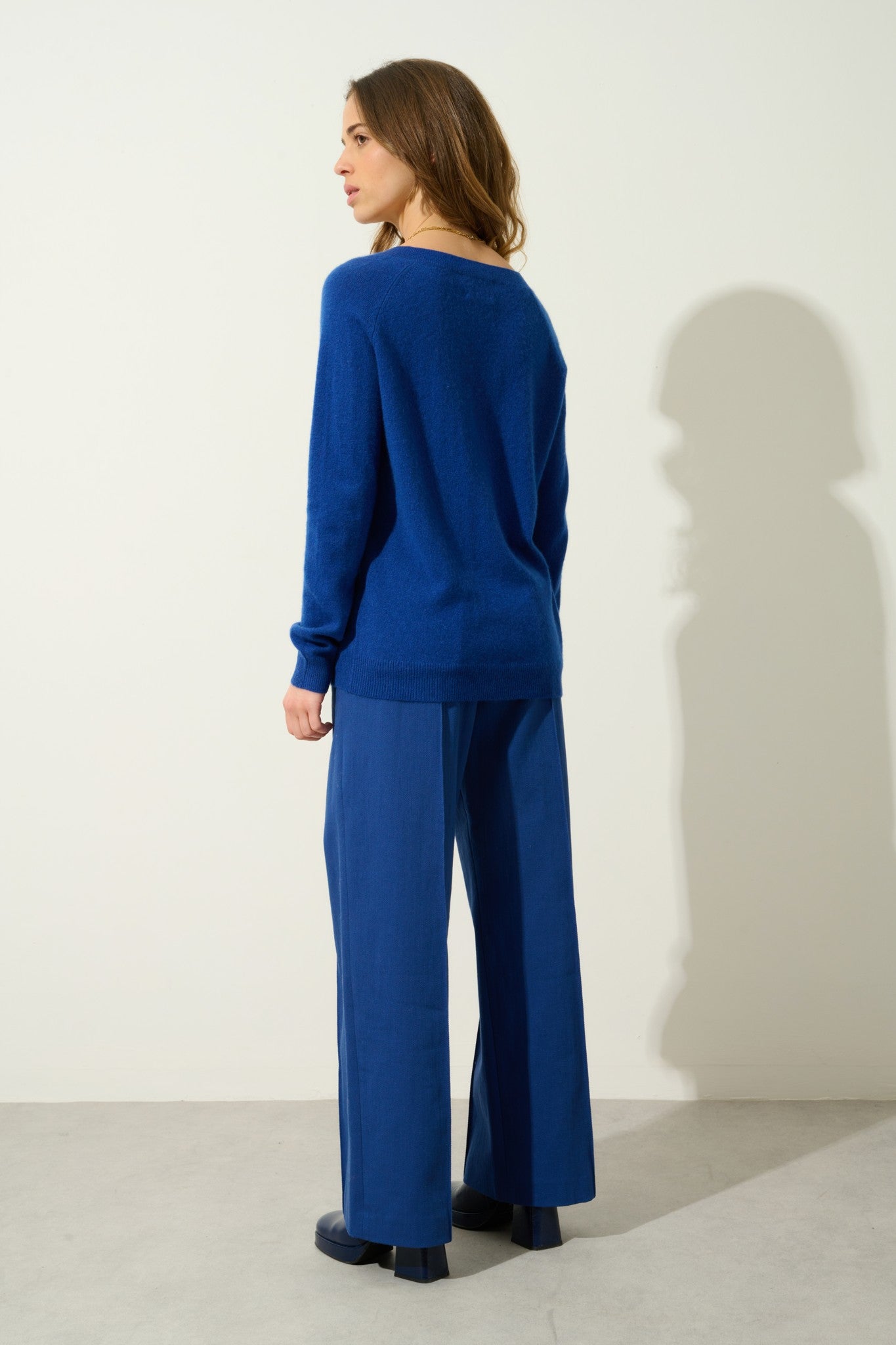 savannah pull col v outremer 100% cachemire