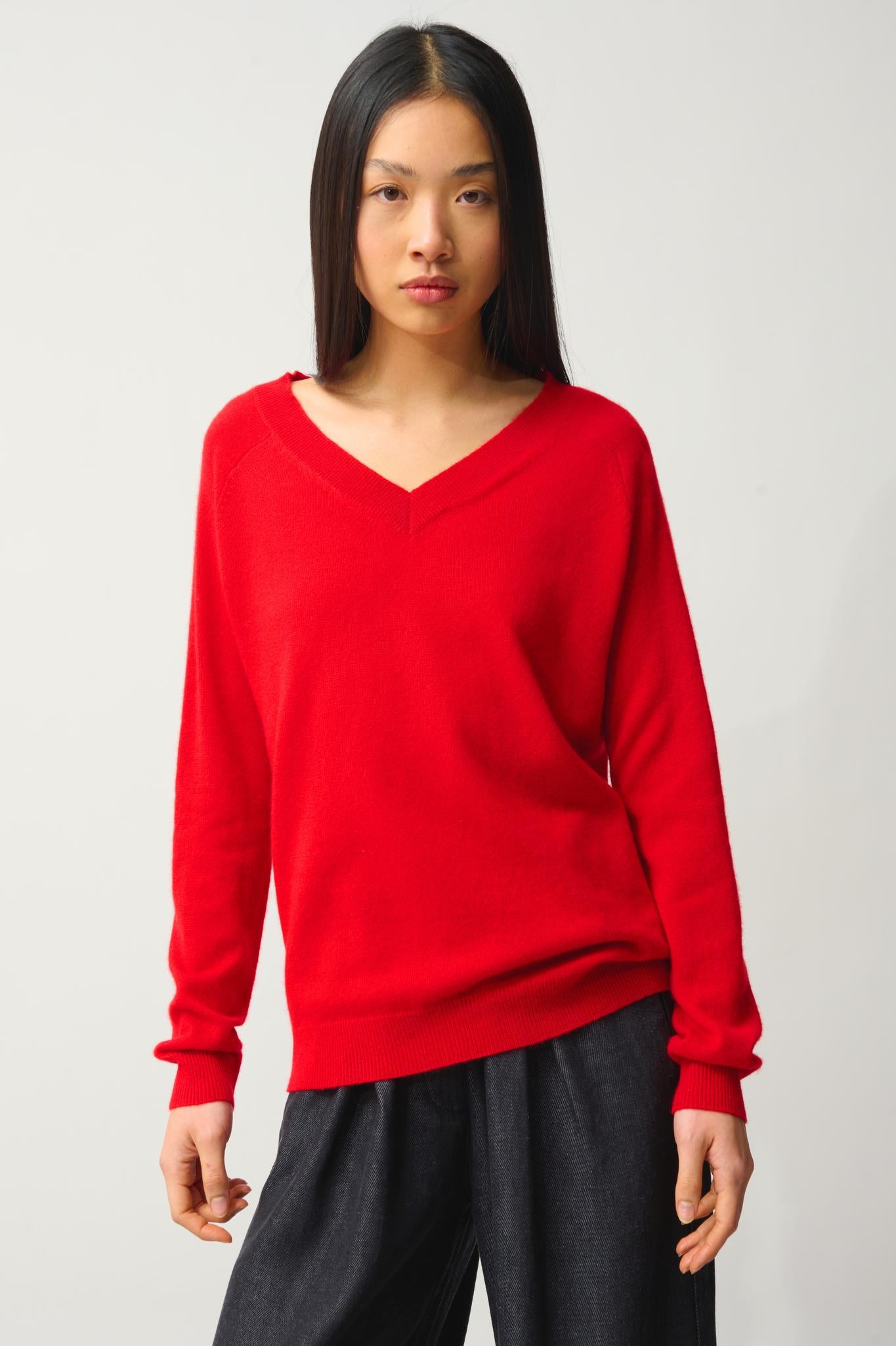 SAVANNAH pull col v rouge 100% cachemire