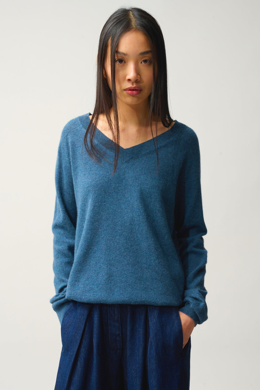 SAVANNAH Pullover mit V-Ausschnitt entengrün meliert 100% Kaschmir