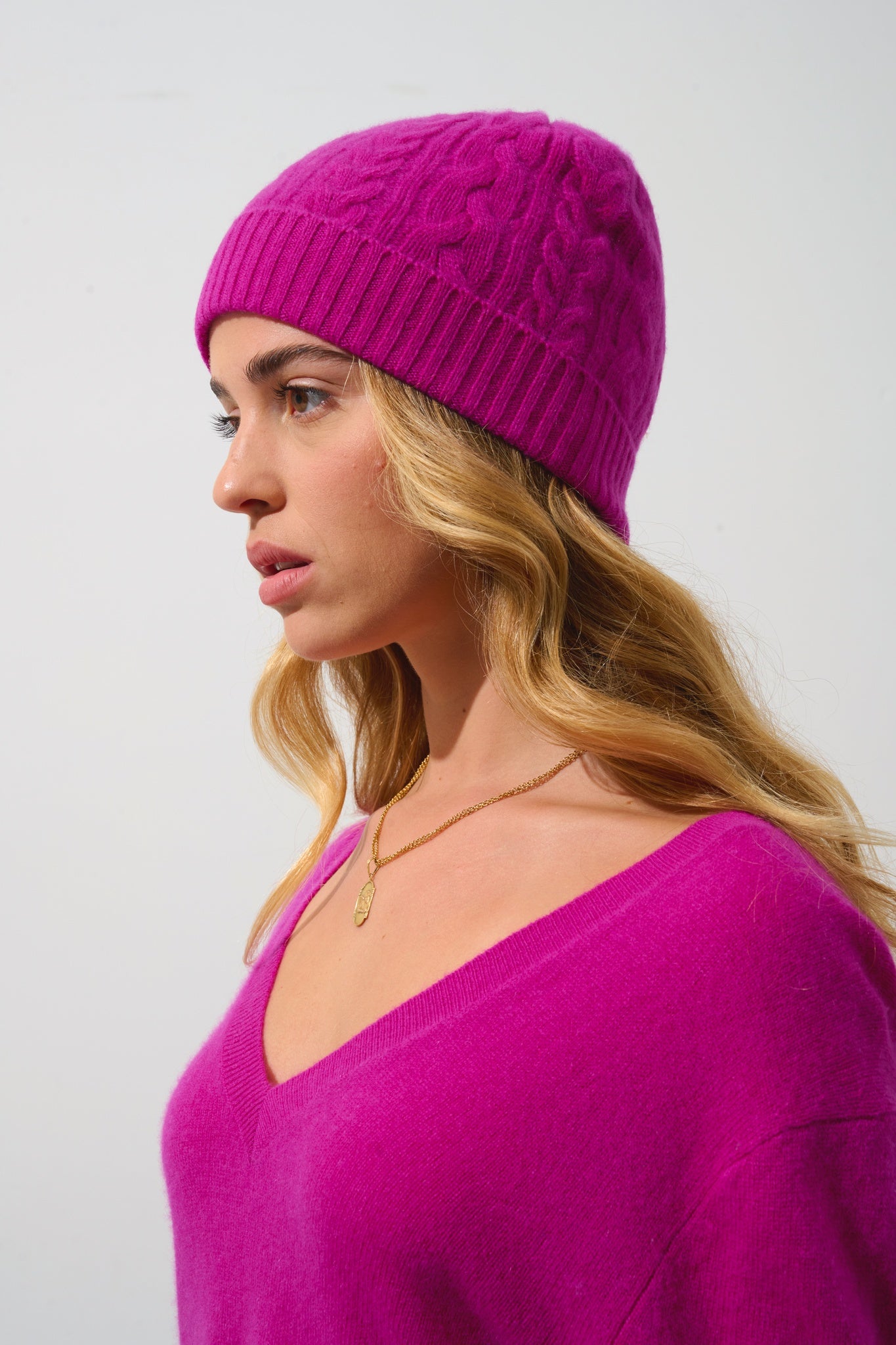 SCOTT bonnet 4 fils violine 100% cachemire