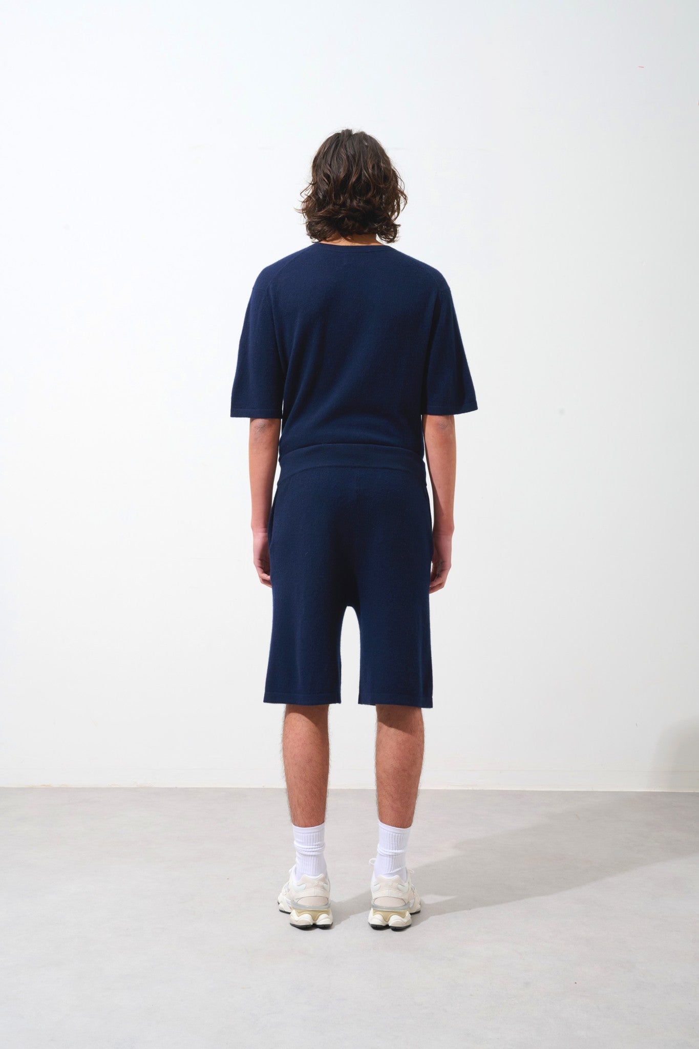 soline short navy 100% cachemire