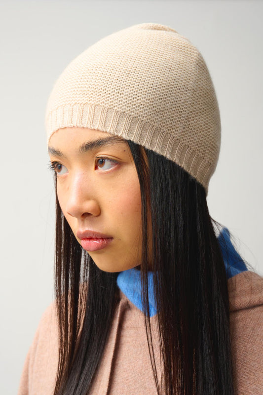 STEFANA 4-thread beanie sand 100% cashmere