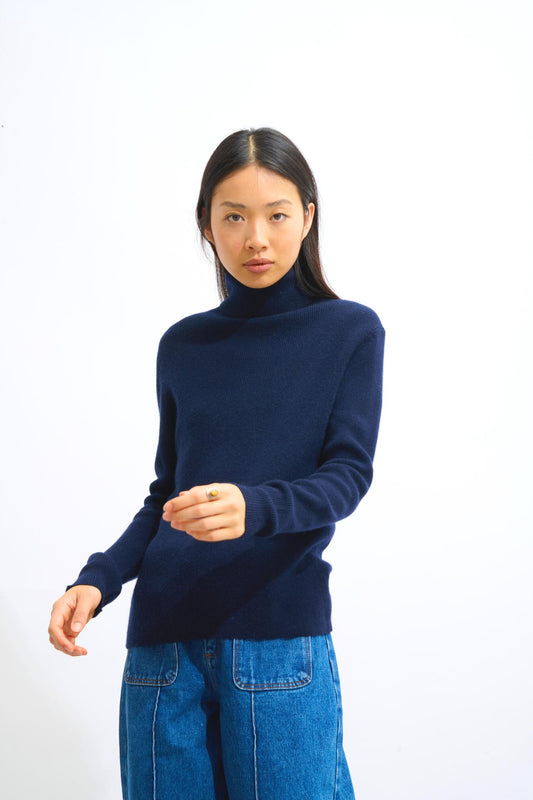 SUZIE navy turtleneck sweater 100% cashmere