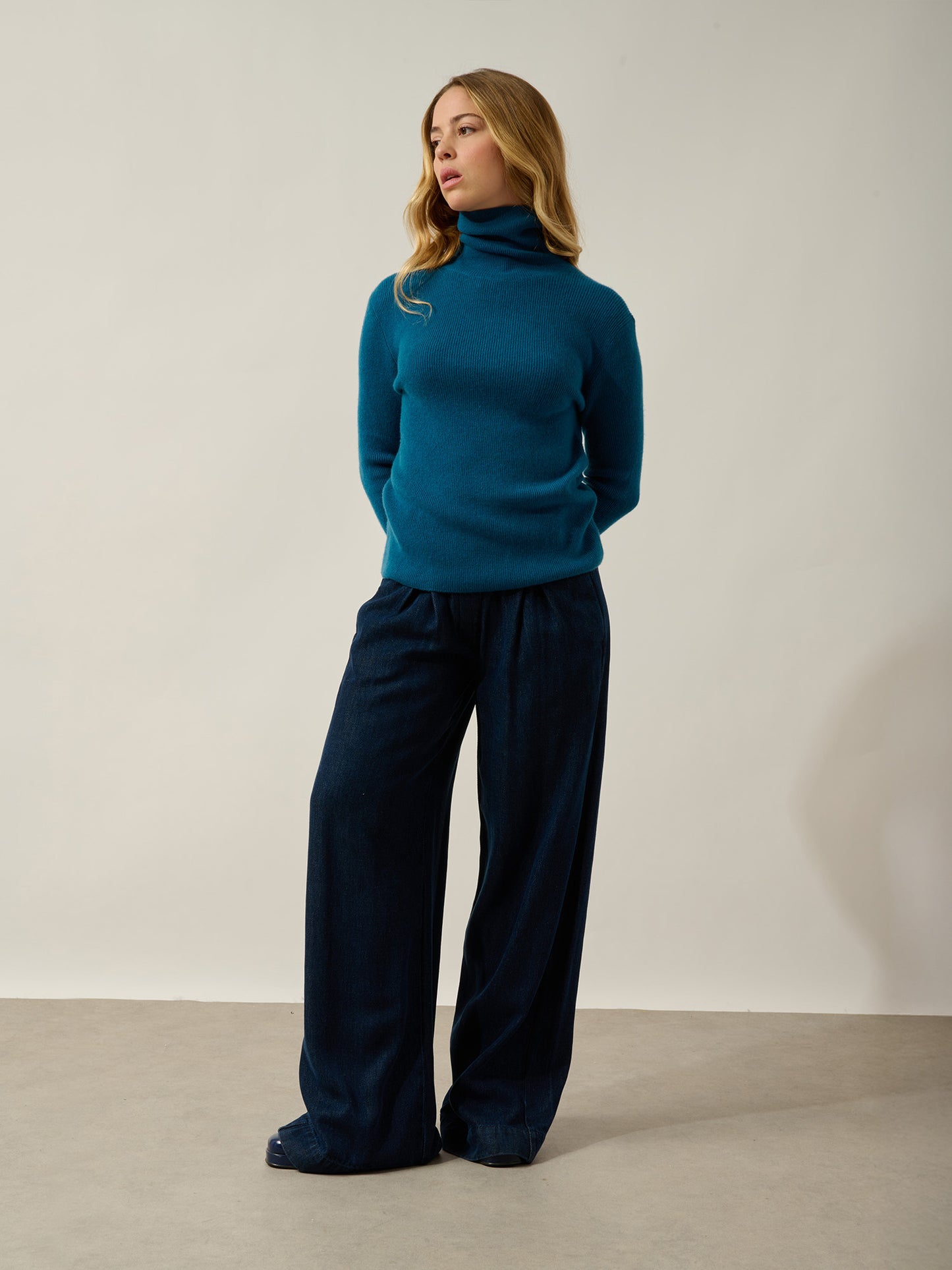 SUZIE Rollkragenpullover Pfau 100% Kaschmir