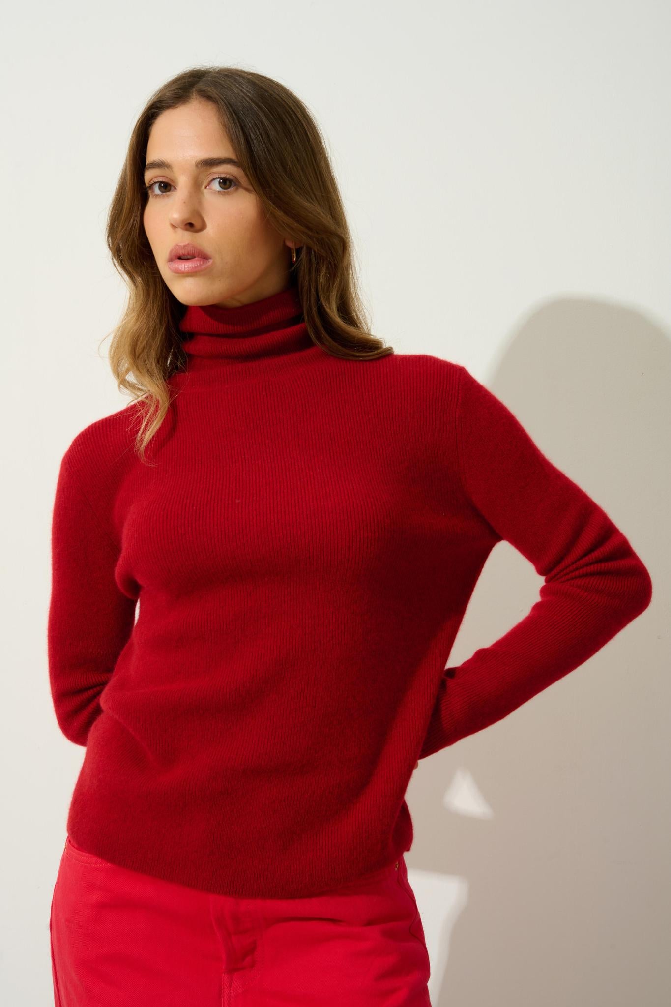 SUZIE Pullover mit Rollkragen in Rubinrot aus 100% Kaschmir