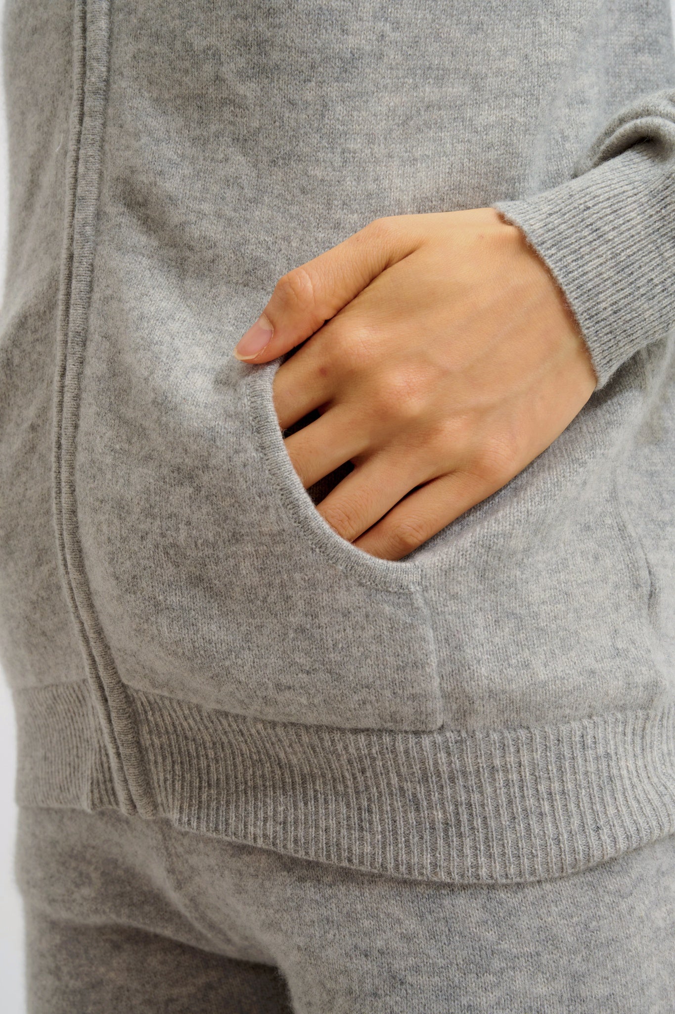 THALUN gilet zippé col montant nuage chiné 100% cachemire