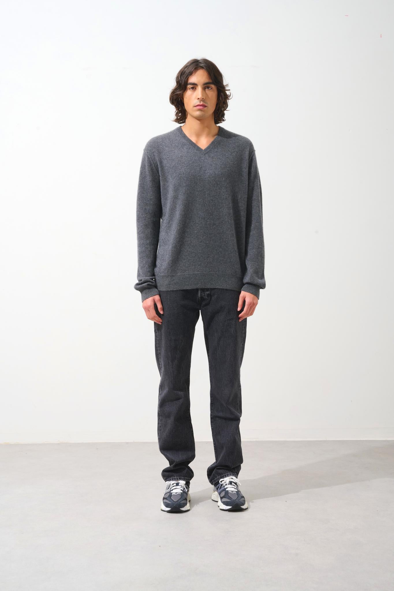 TIMEO Pullover mit V-Ausschnitt anthrazit meliert 100% Kaschmir