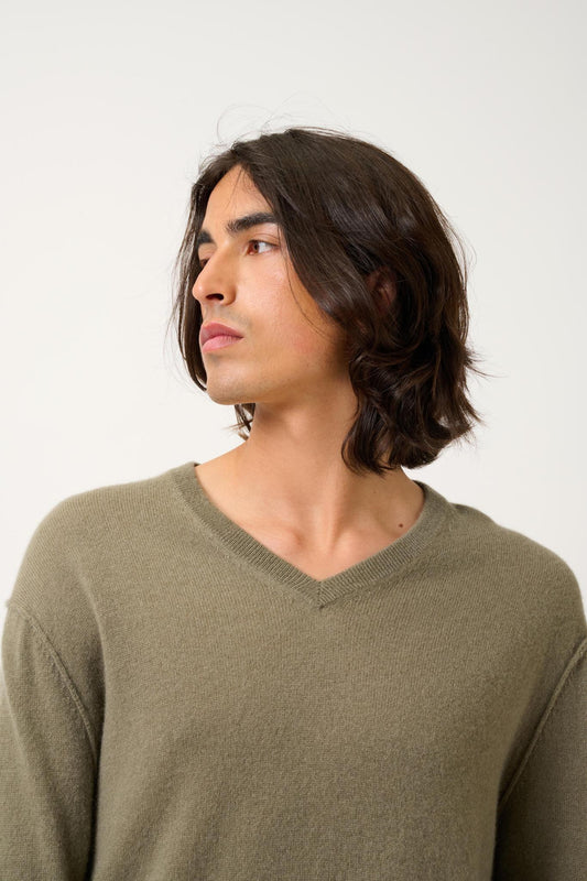 TIMEO army v-neck sweater 100% cashmere
