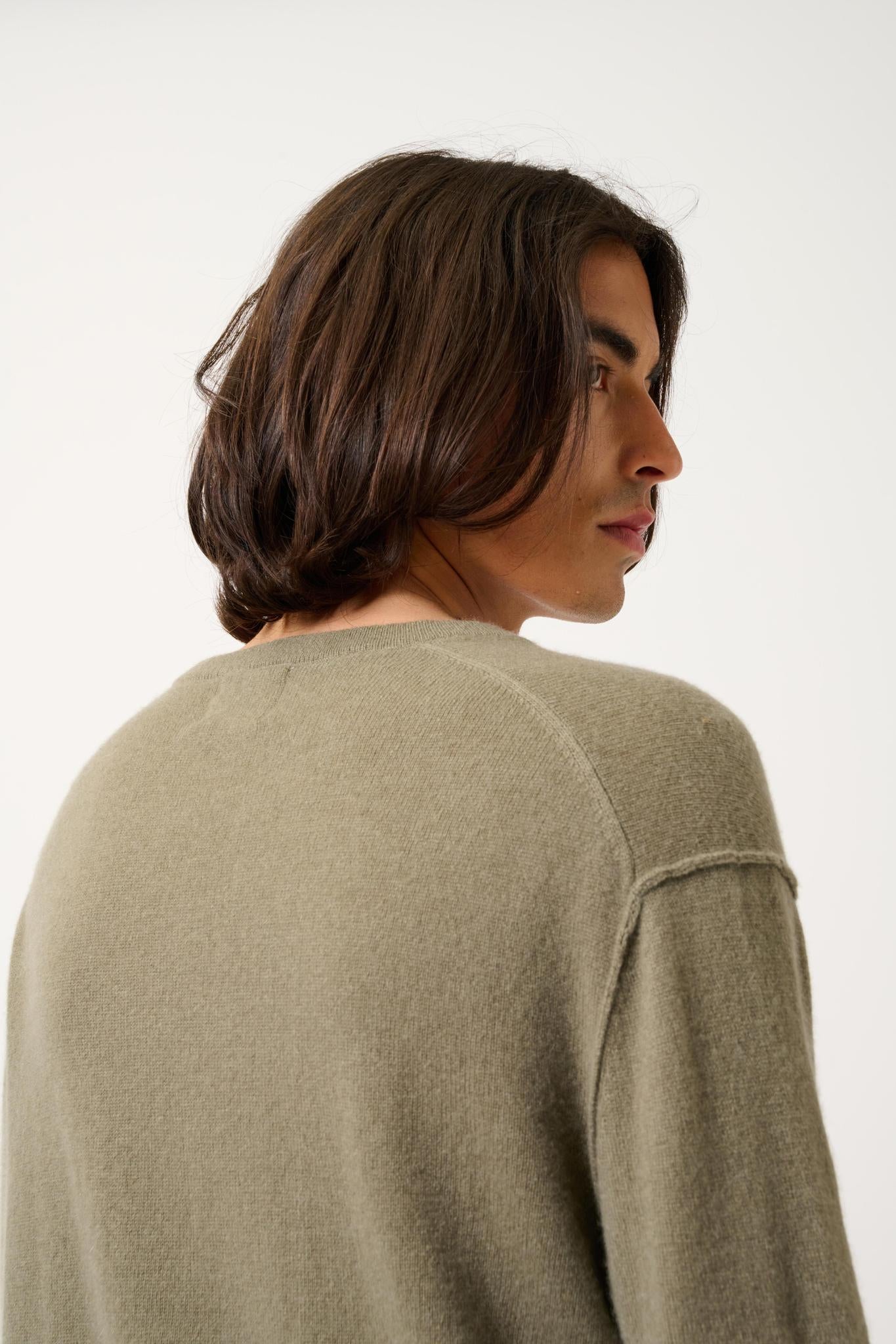 TIMEO army v-neck sweater 100% cashmere