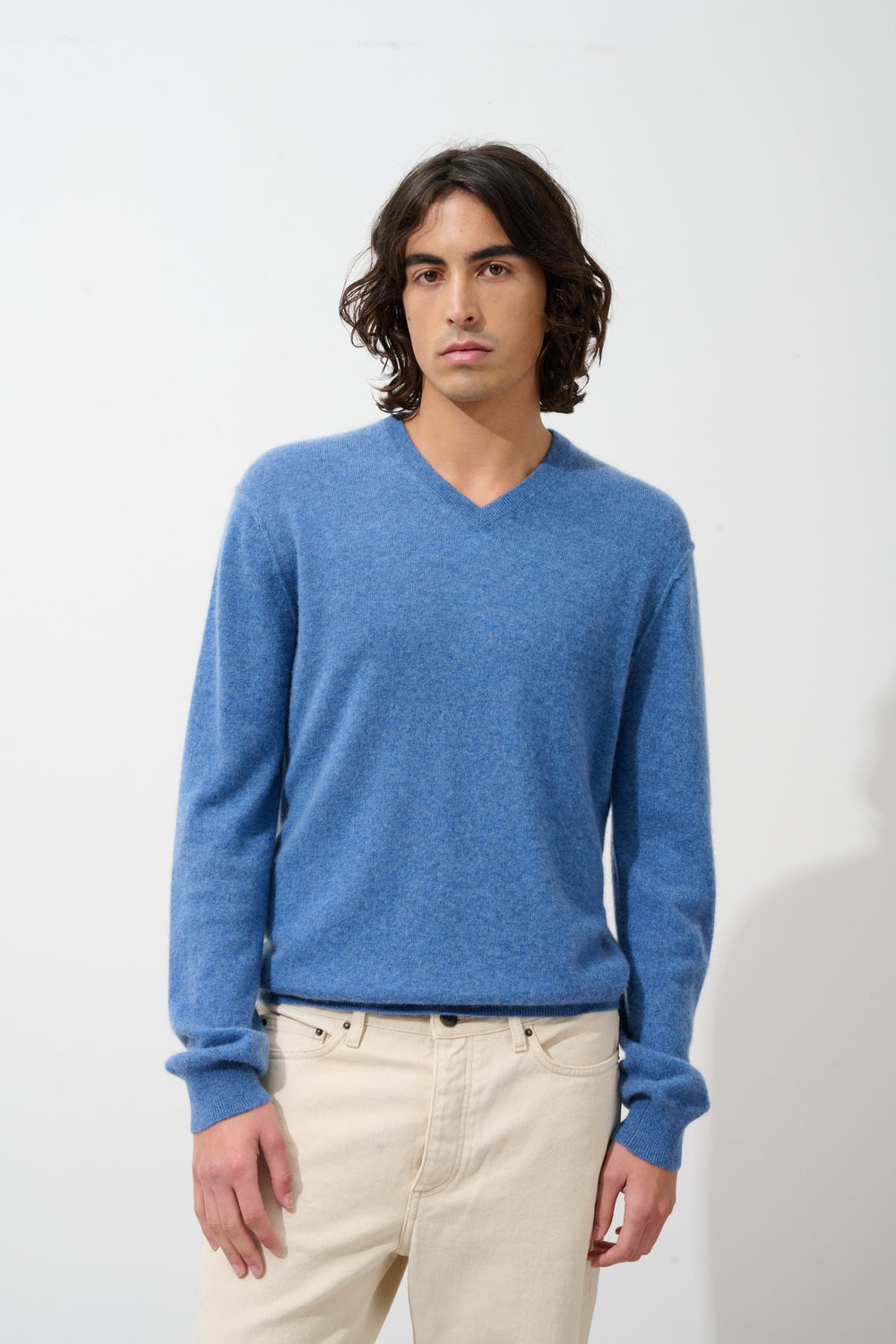 TIMEO pull col v bleu denim 100% cachemire