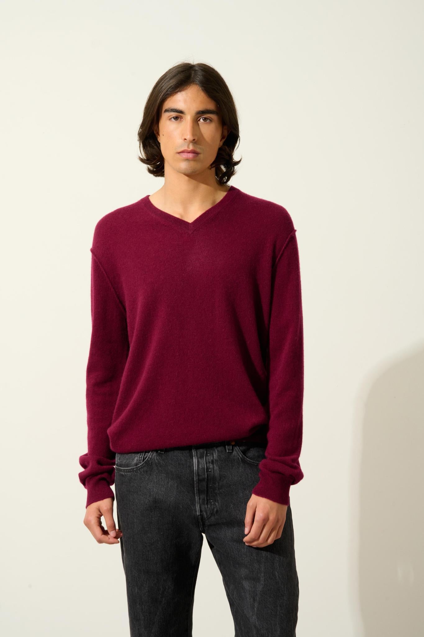 TIMEO burgundy v-neck sweater 100% cashmere