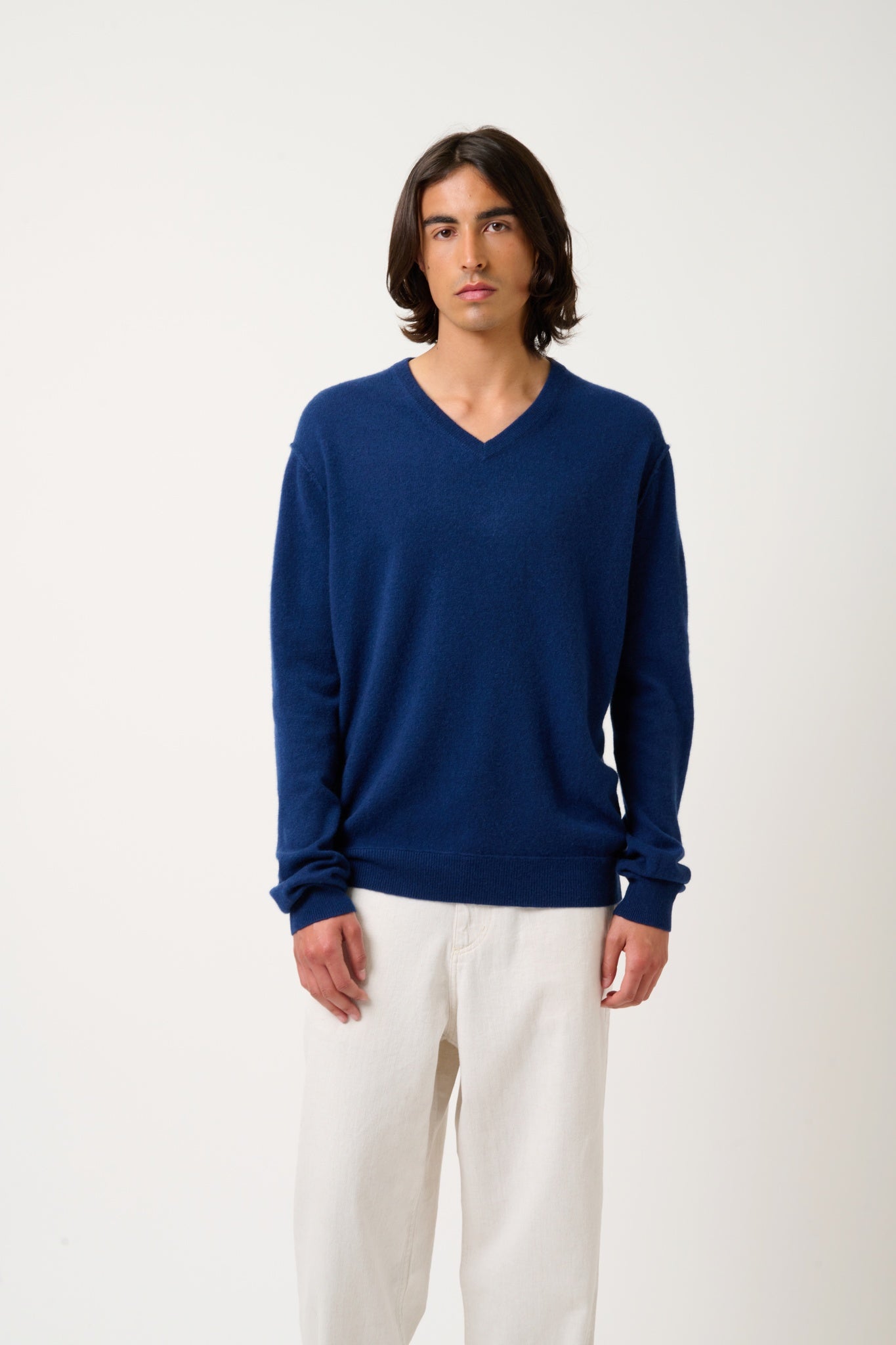 TIMEO Mitternachtsblauer Pullover mit V-Ausschnitt, 100 % Kaschmir