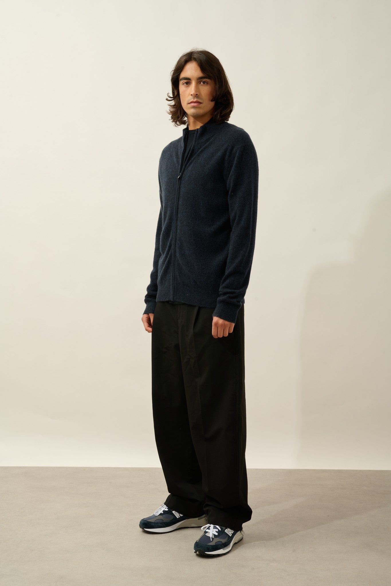 valerion gilet zippé col montant caviar 100% cachemire