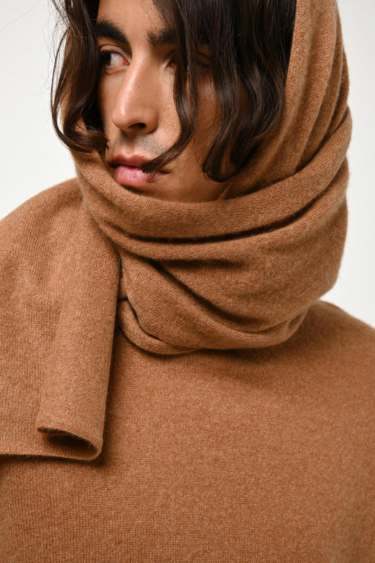 VAYMONT 100% cashmere hazelnut scarf