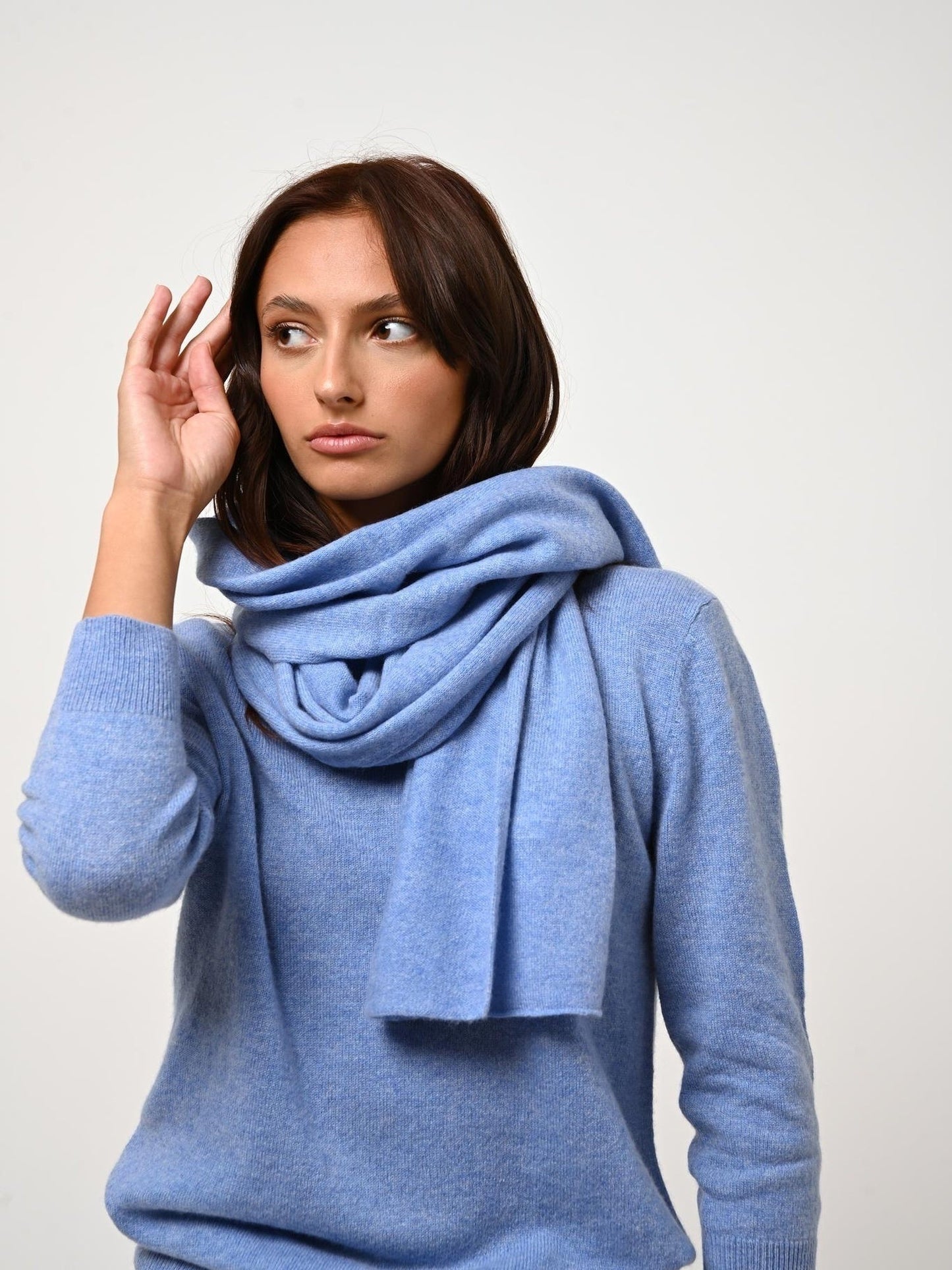 VAYMONT écharpe sky 100% cachemire