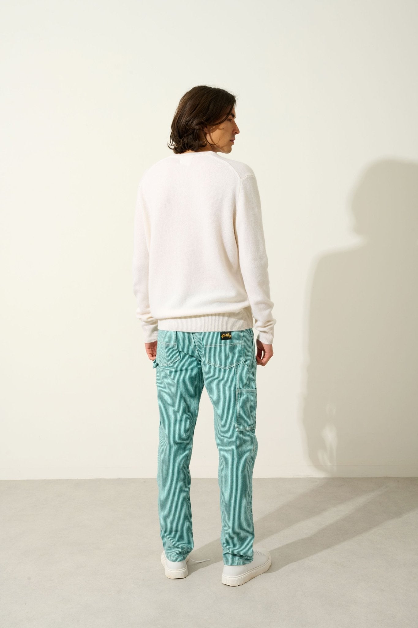 VICTOR 4-thread V-neck sweater snow 100% cashmere