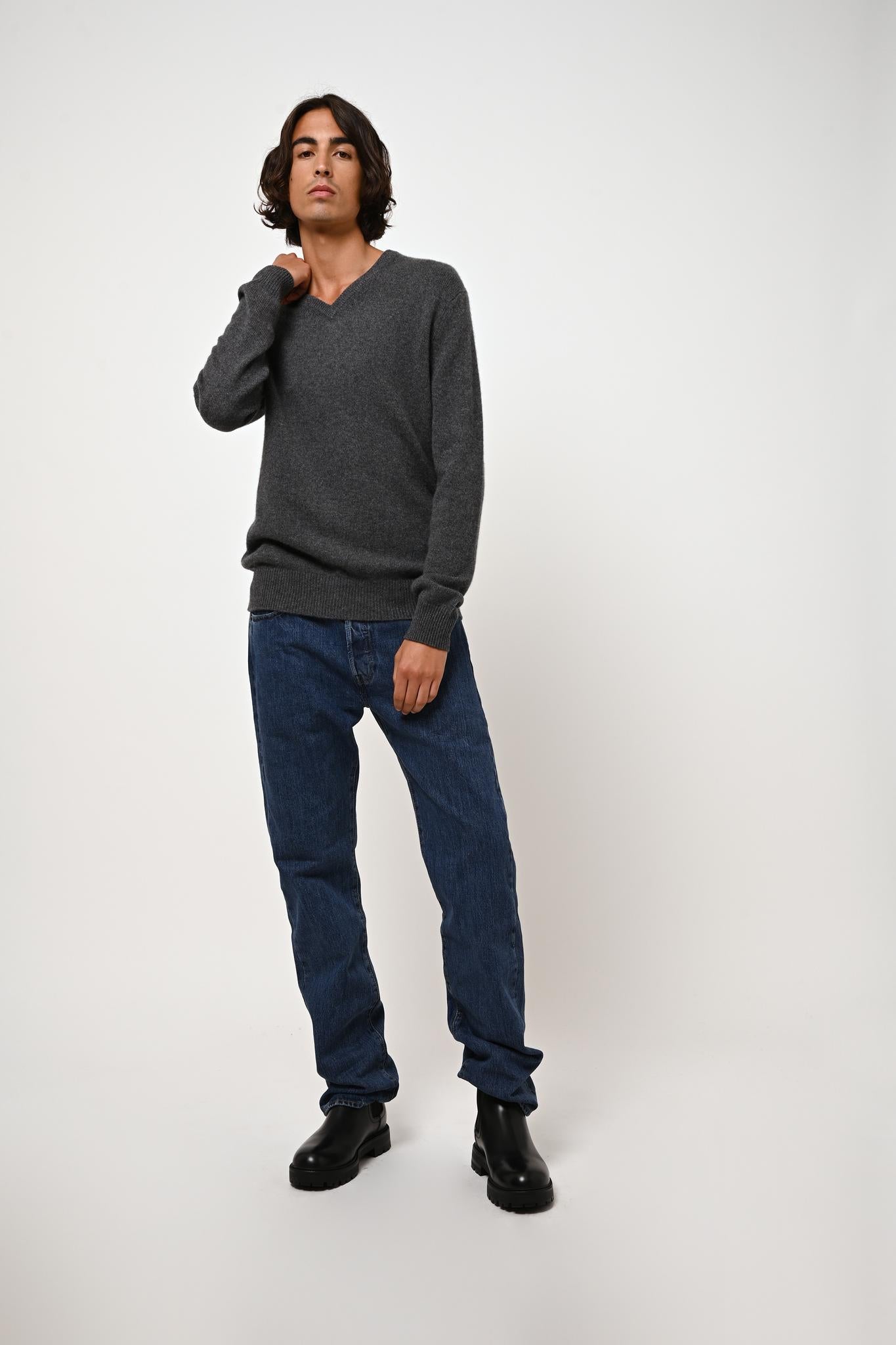 VICTOR 4-thread v-neck sweater anthracite mottled 100% cashmere