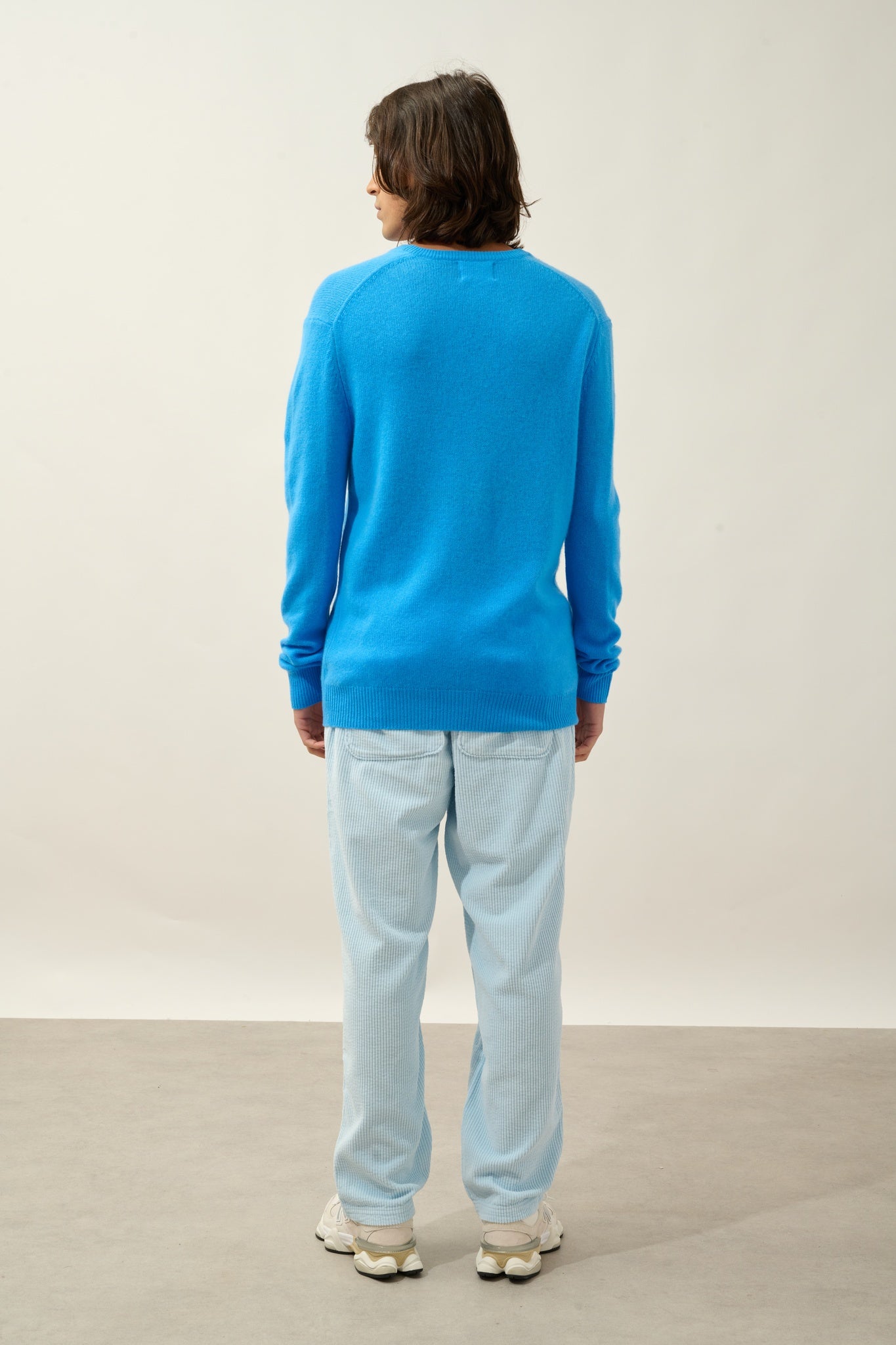 VICTOR pull col v 4 fils bleu celeste 100% cachemire