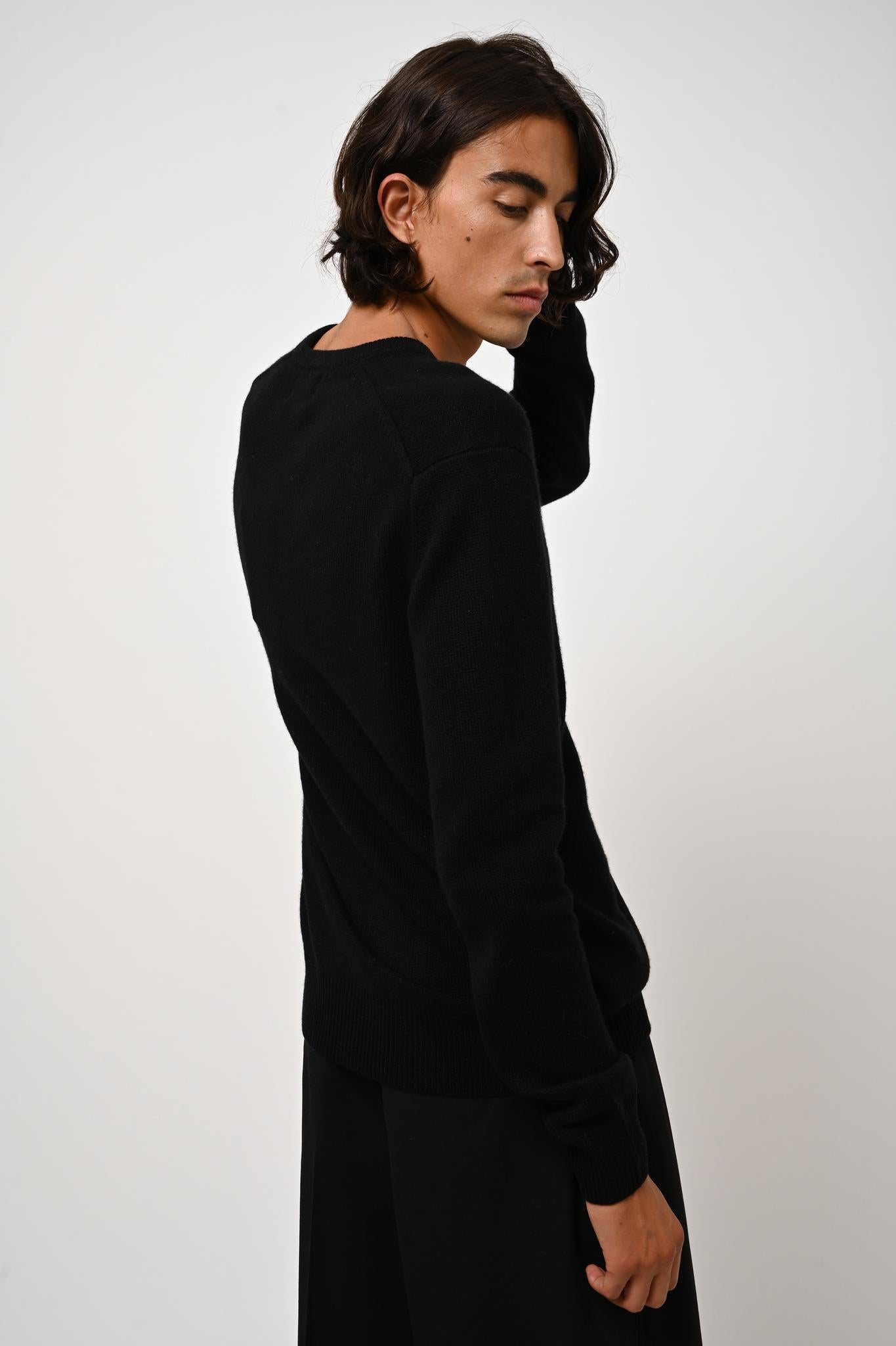 VICTOR 4-fädiger schwarzer Pullover aus 100 % Kaschmir mit V-Ausschnitt