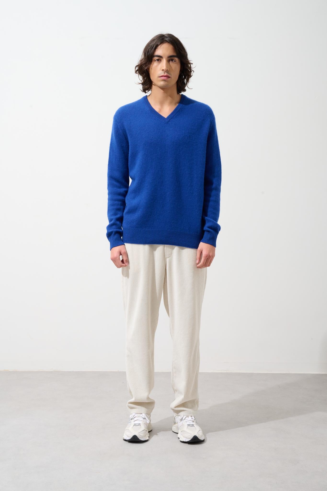 VICTOR Pullover mit V-Ausschnitt 4 Fäden ultramarin 100% Kaschmir