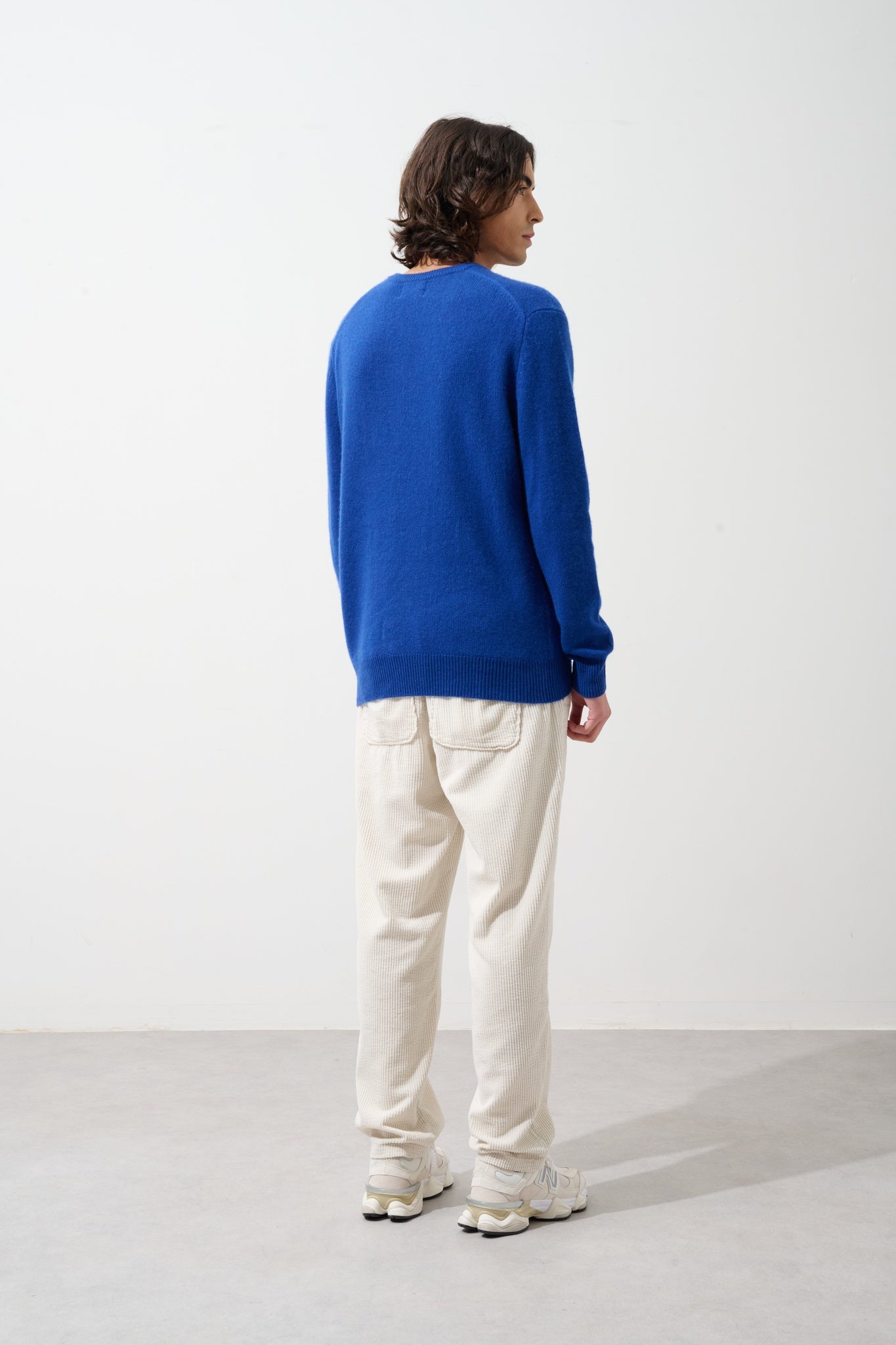 VICTOR pull col v 4 fils outremer 100% cachemire