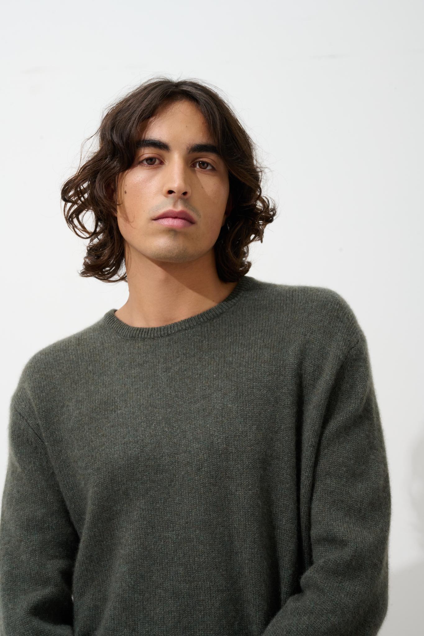 VICTO 4-thread khaki mottled round-neck sweater 100% cashmere