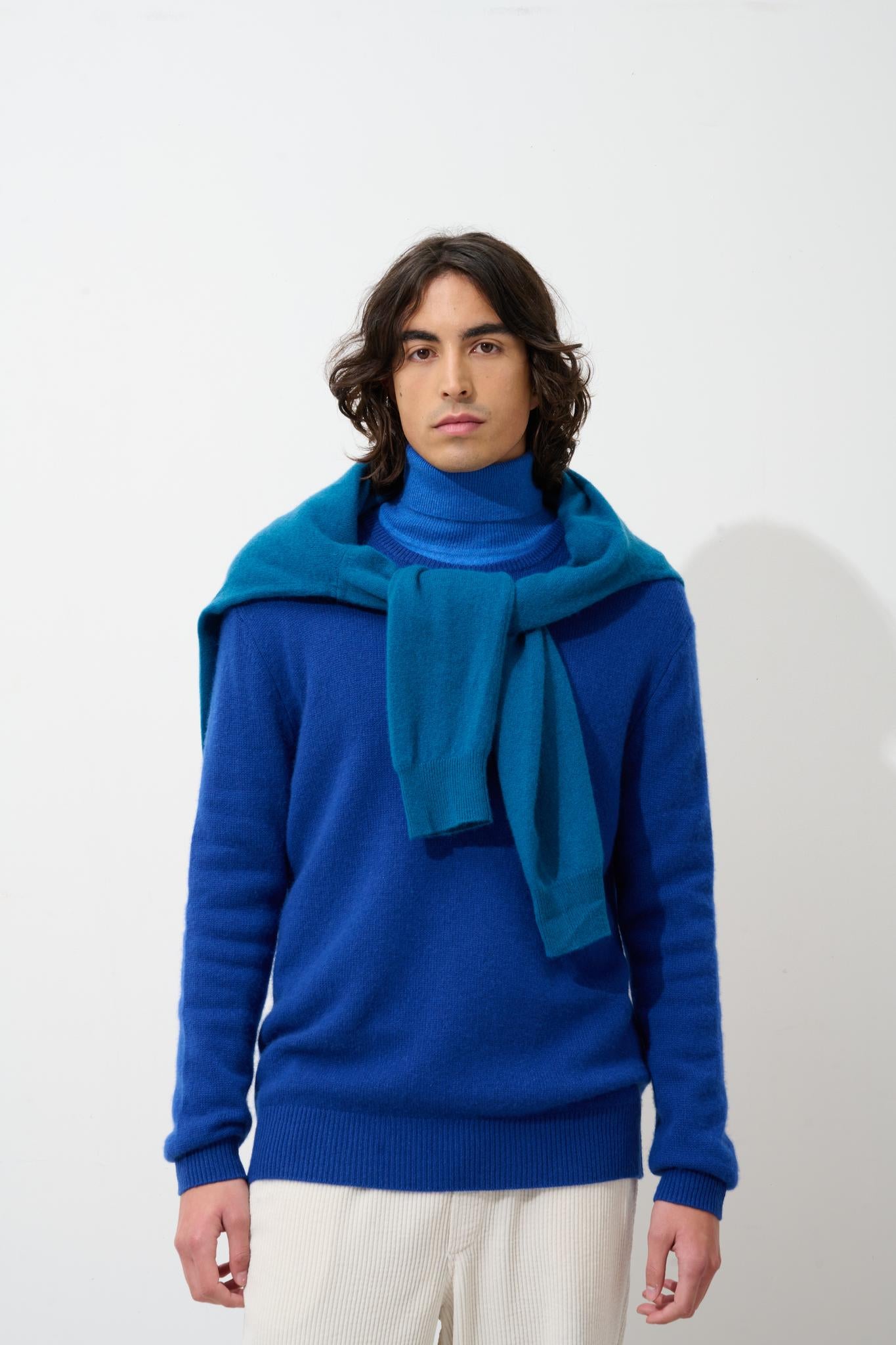 VICTO Pullover mit Rundhalsausschnitt 4 Fäden ultramarin 100% Kaschmir