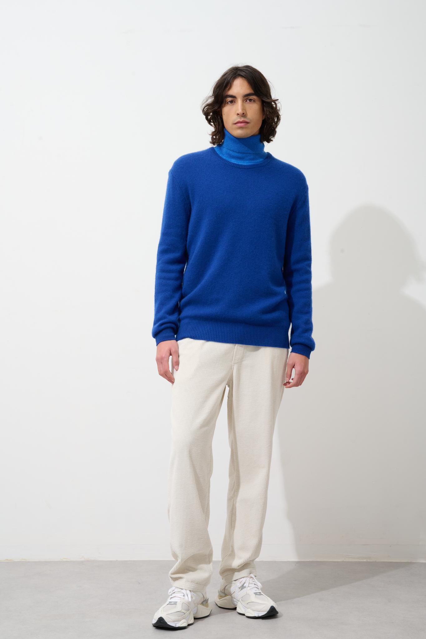 VICTO Pullover mit Rundhalsausschnitt 4 Fäden ultramarin 100% Kaschmir