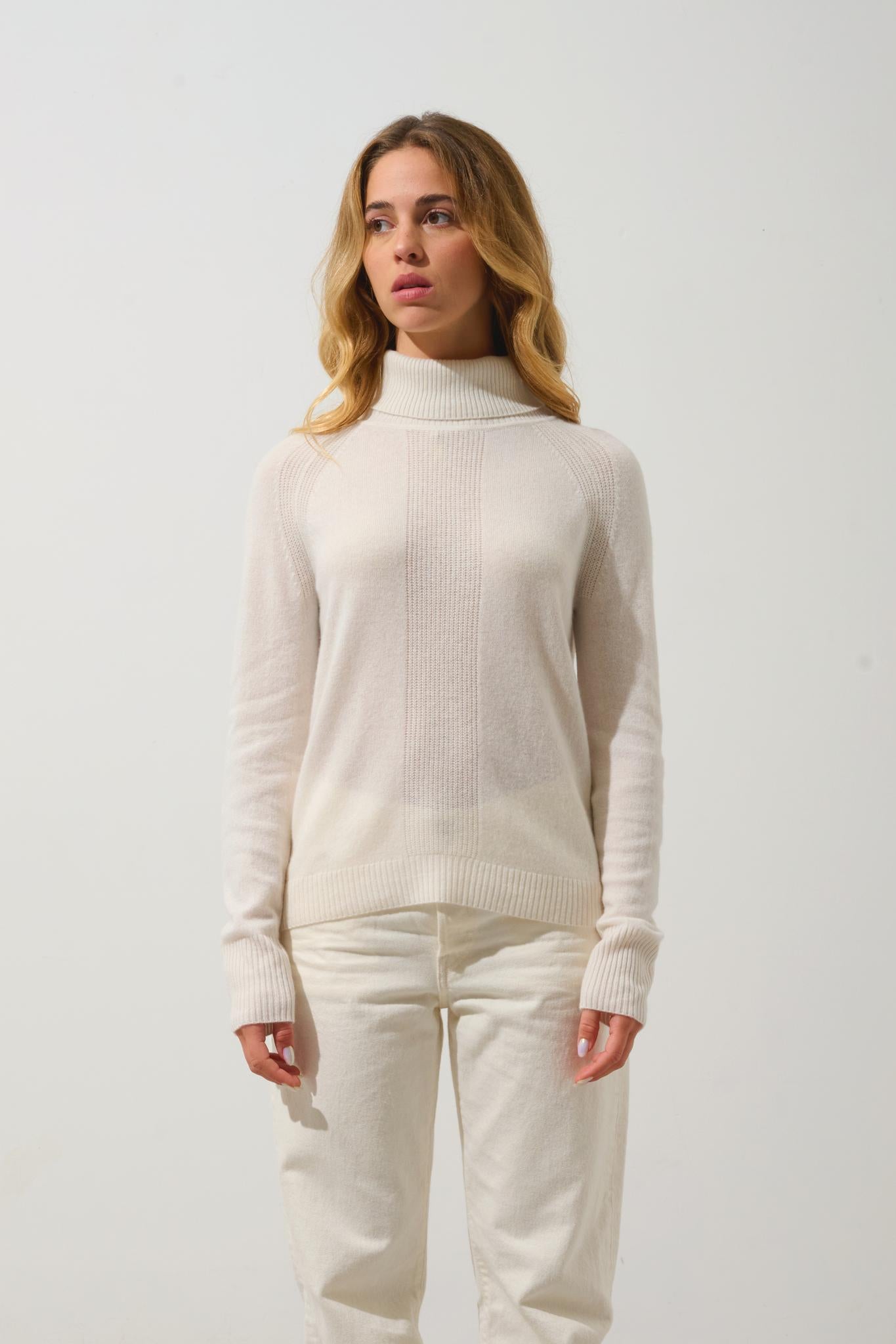 DOLCE Elfenbein Rollkragenpullover 100% Kaschmir