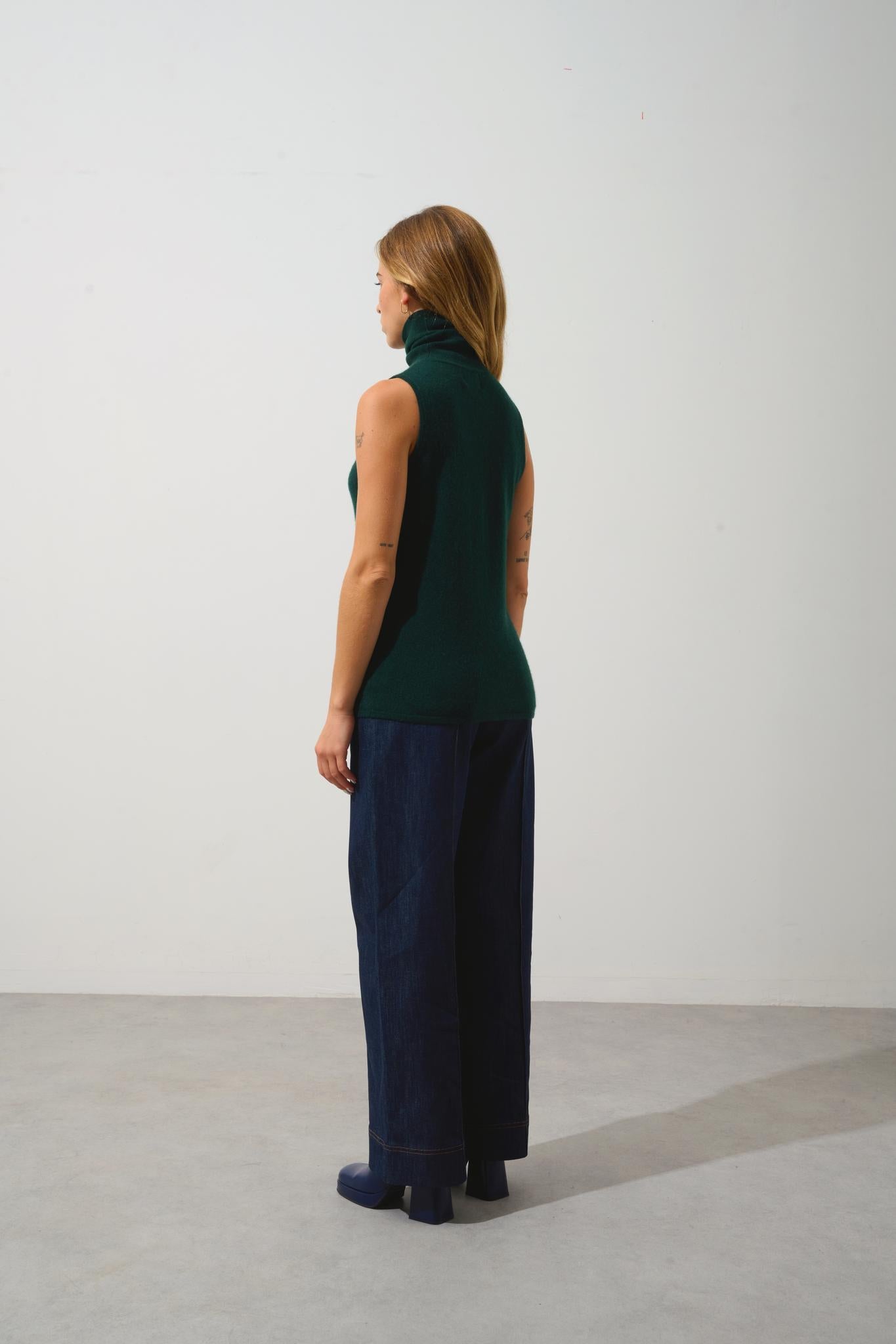 CAPUCIN cypress sleeveless turtleneck sweater 100% cashmere