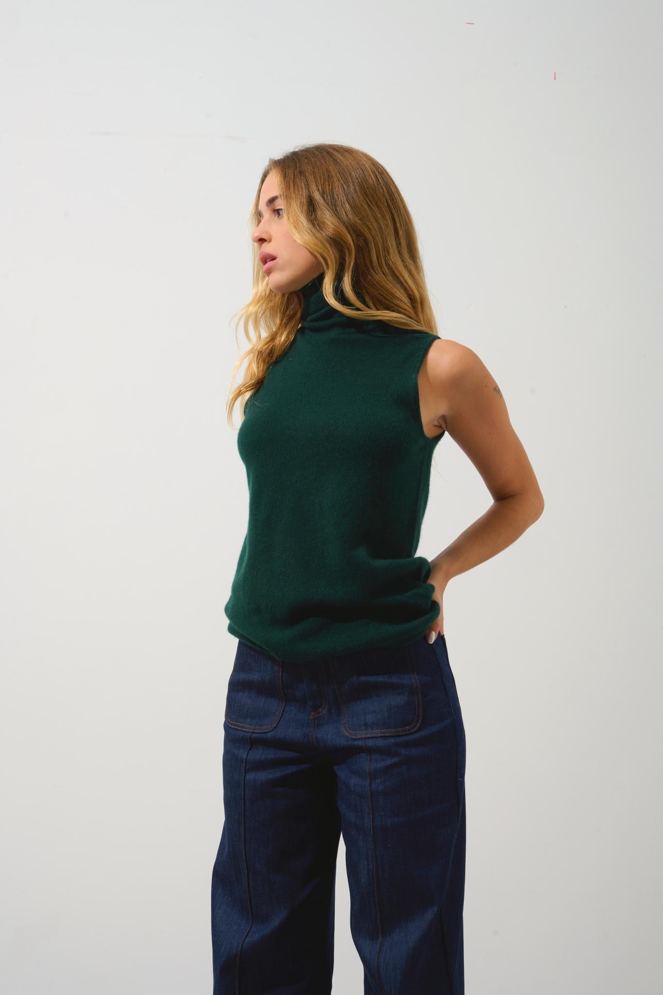 CAPUCIN cypress sleeveless turtleneck sweater 100% cashmere