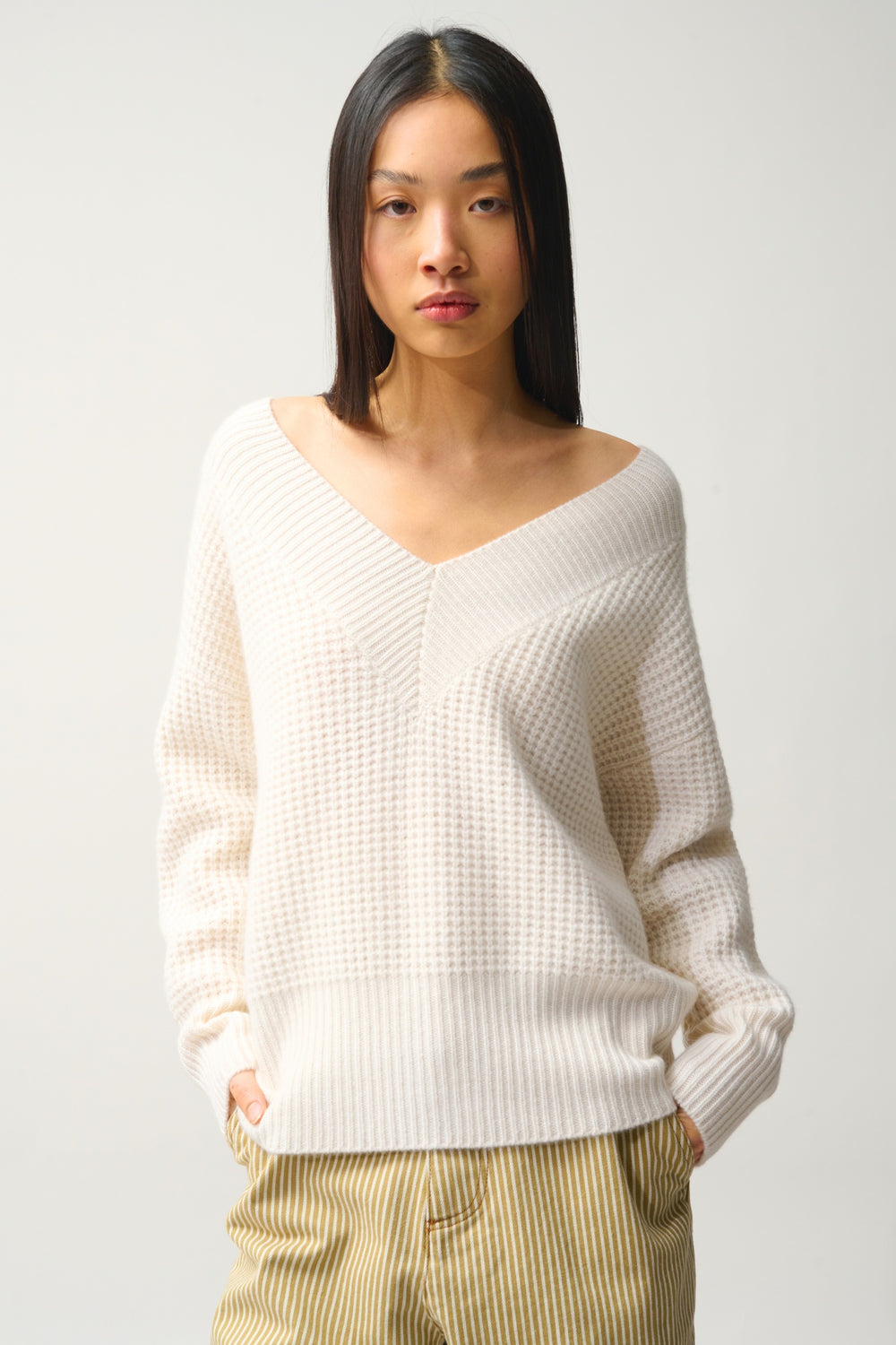 ALPANDE pull col v 8 fils neige 100% cachemire