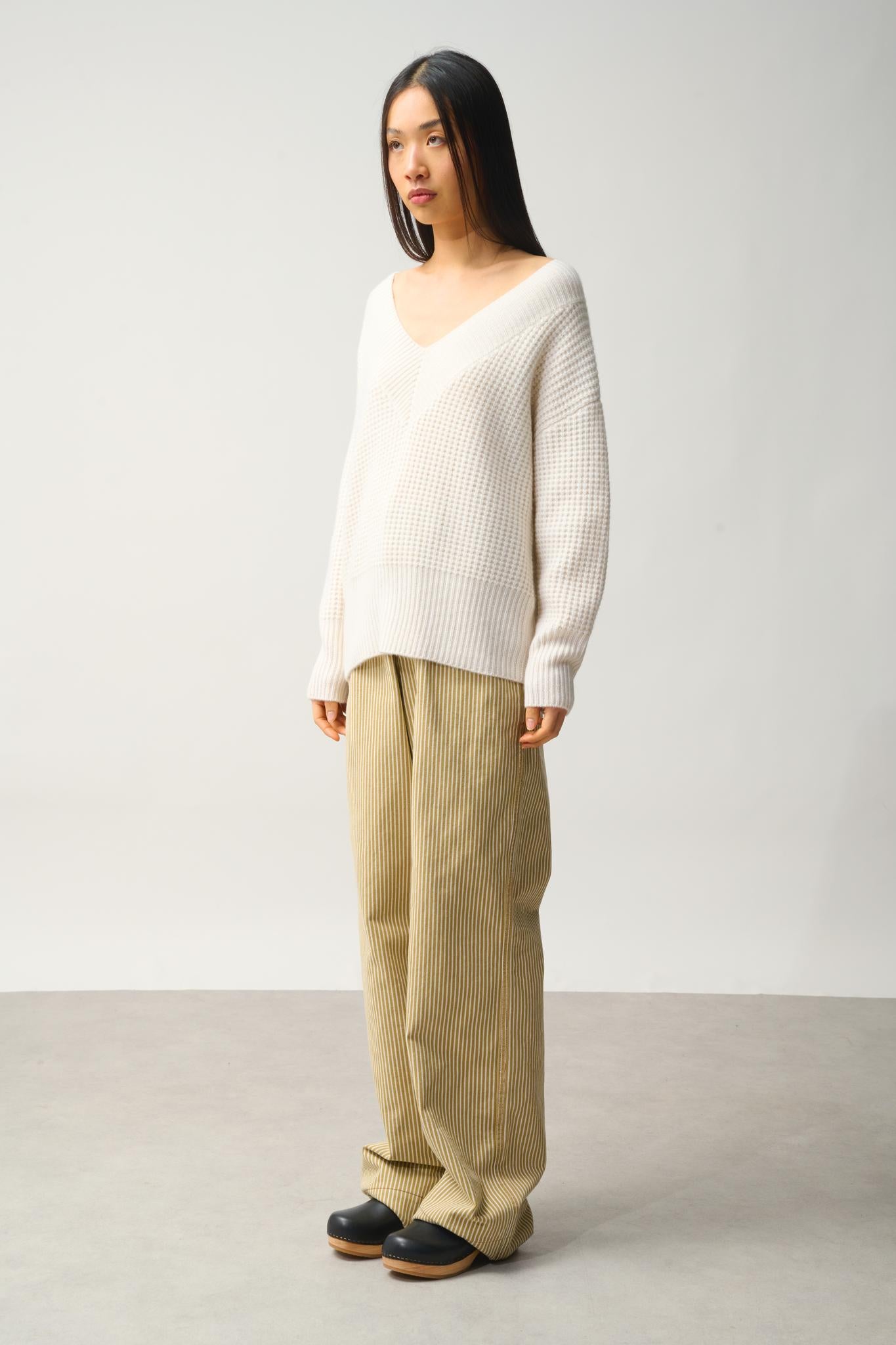 ALPANDE pull col v 8 fils neige 100% cachemire