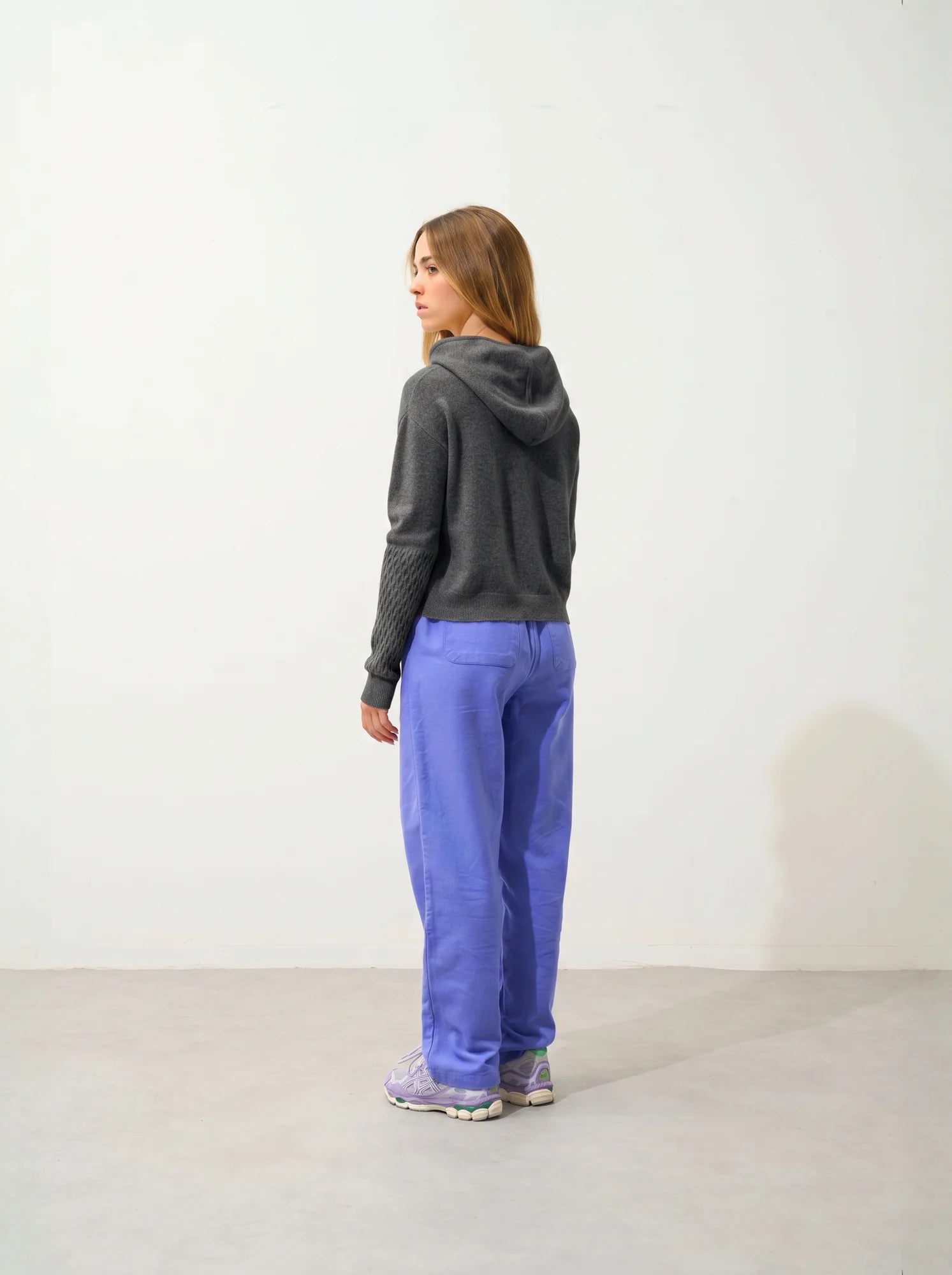 ELOWEN Pull Capuche Anthracite Chiné