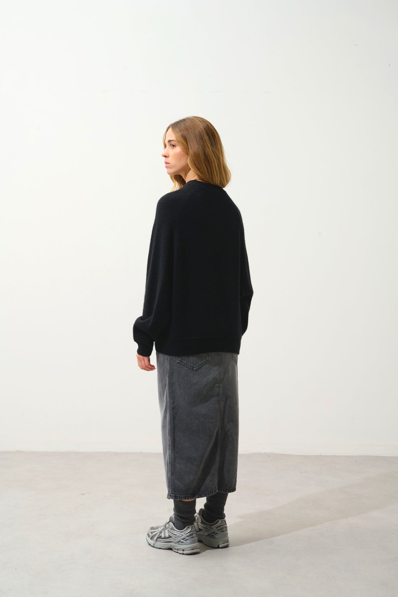 ADORIA pull col rond 4 fils noir 100% cachemire