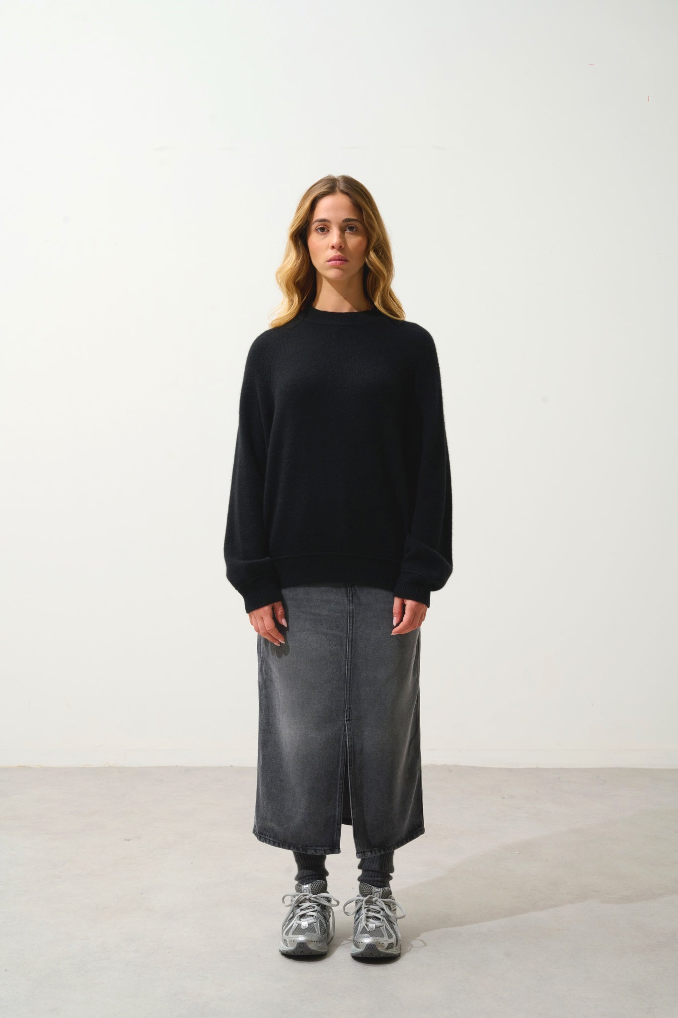 ADORIA pull col rond 4 fils noir 100% cachemire