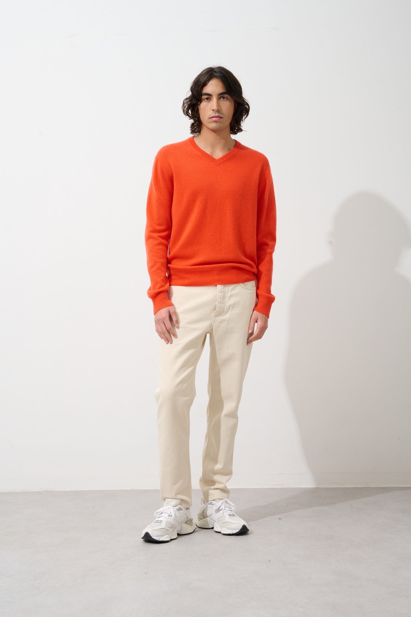 AGEL orange v-neck sweater 100% cashmere
