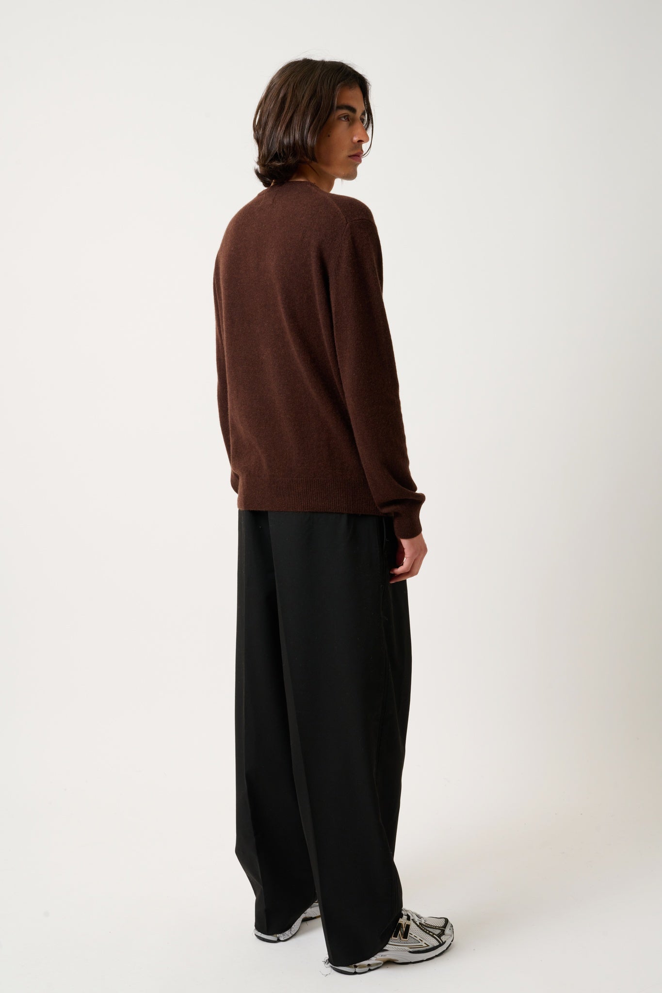 AIGLIÈRE coffee round-neck sweater 100% cashmere