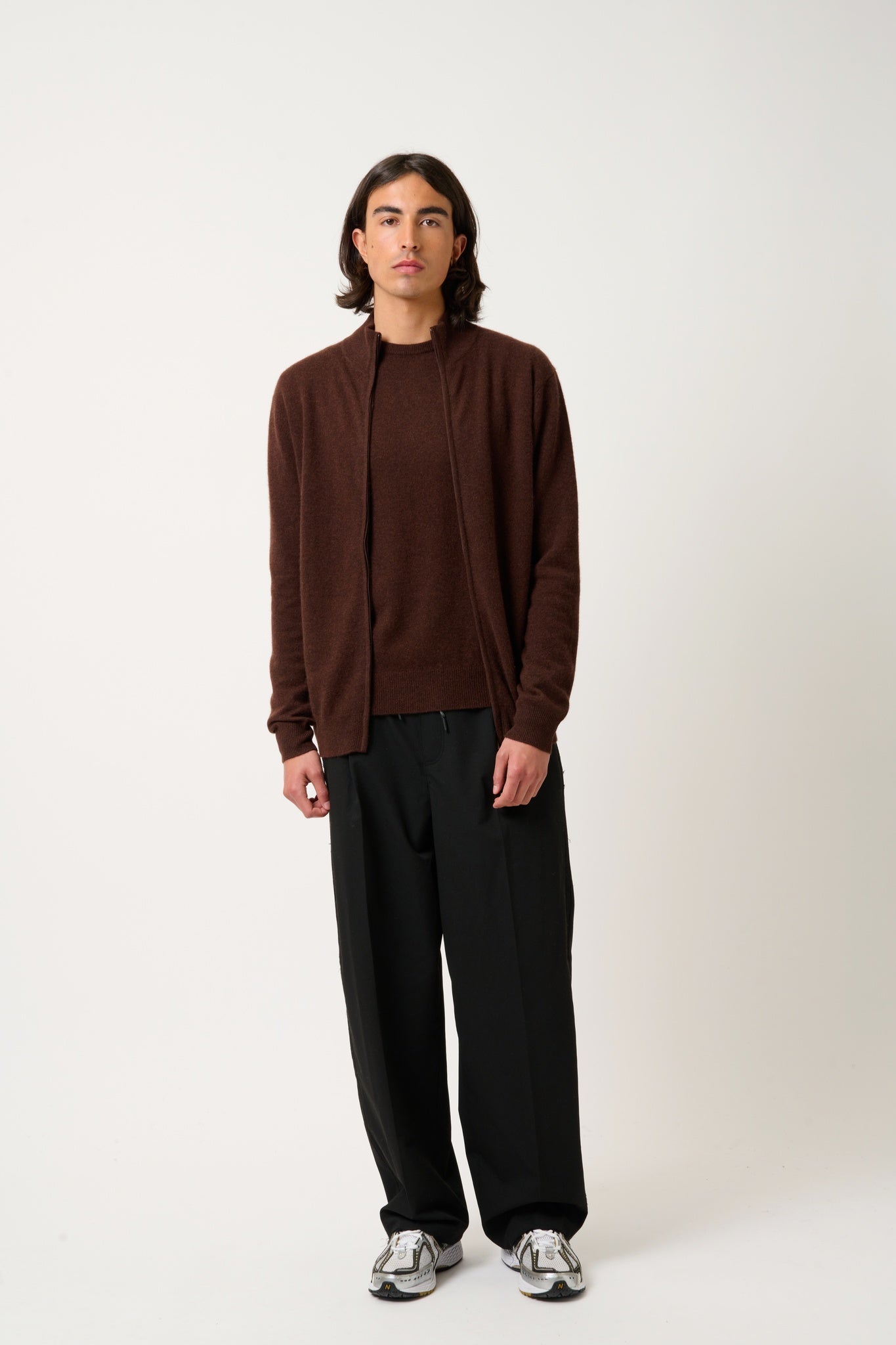 ALBARON zipped cardigan stand-up collar coffee 100% cashmere